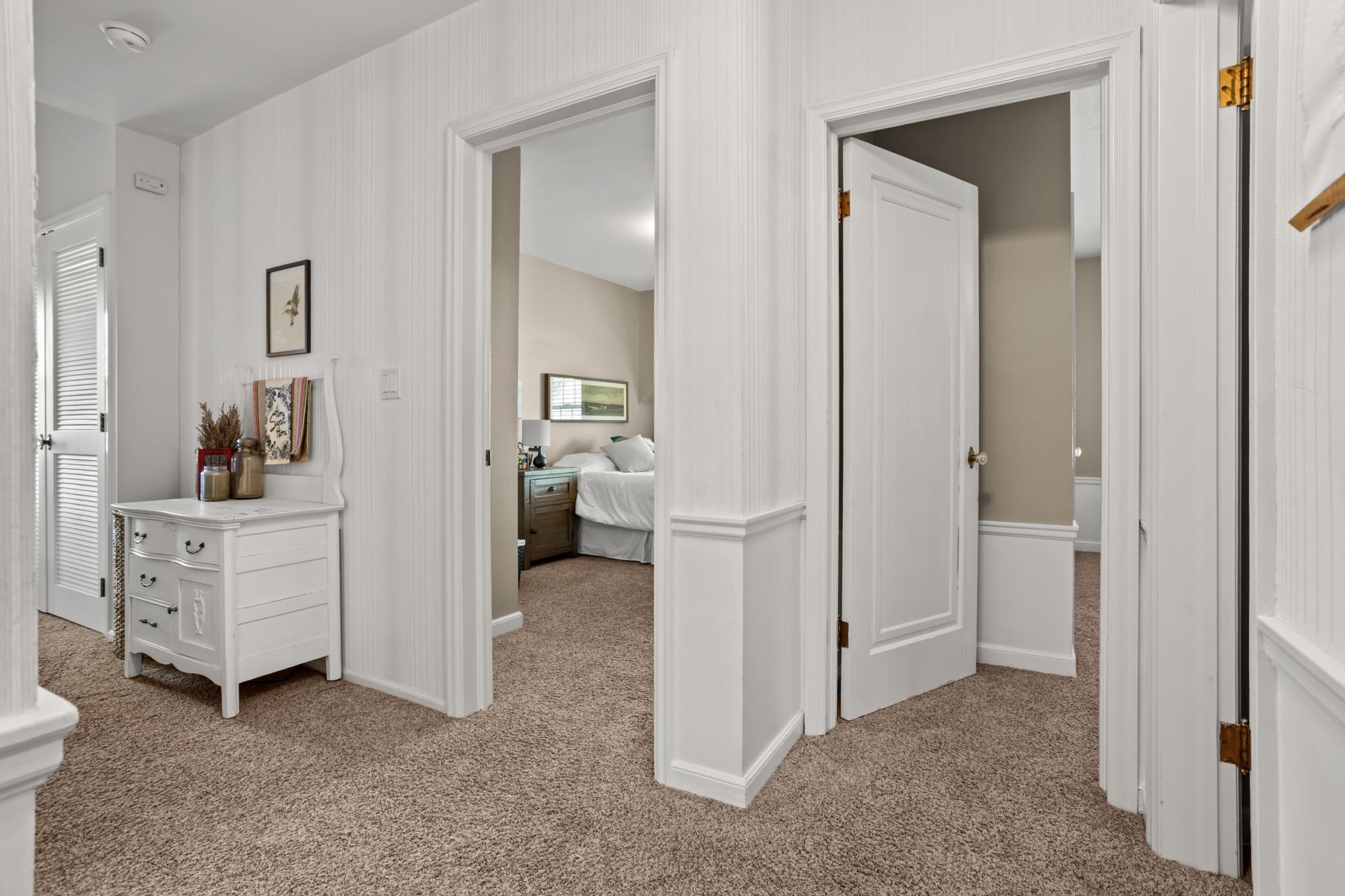 1940 single family home for sale at 1617 9th Street S in Fargo, ND — 4 bed, 4 bath (photo 34 of 66)
