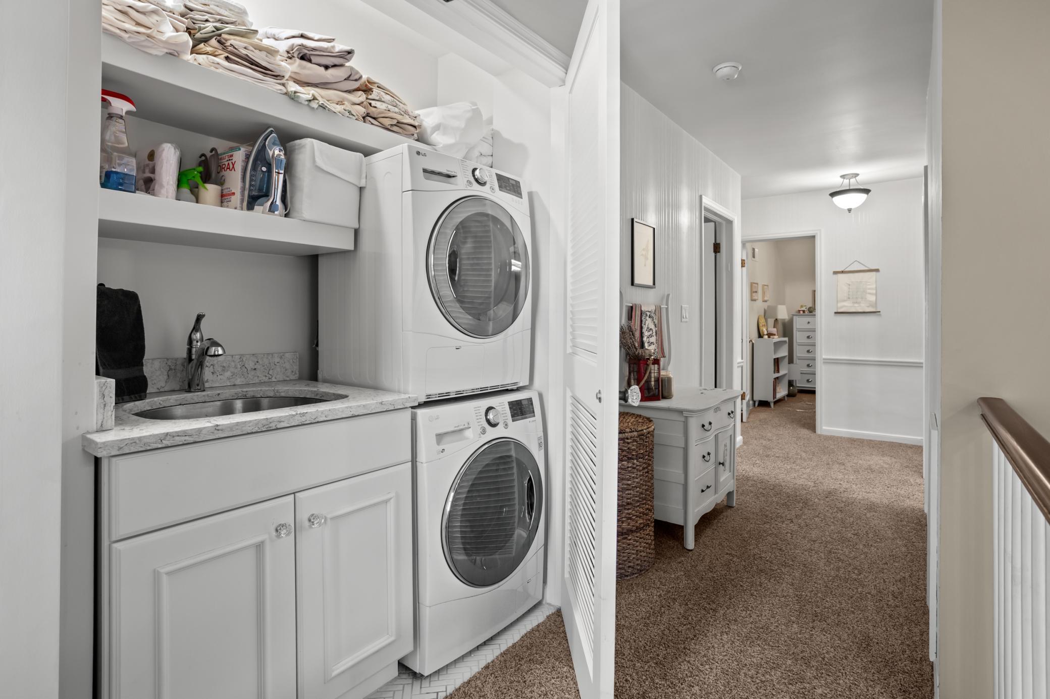 1940 single family home for sale at 1617 9th Street S in Fargo, ND — 4 bed, 4 bath (photo 37 of 66)