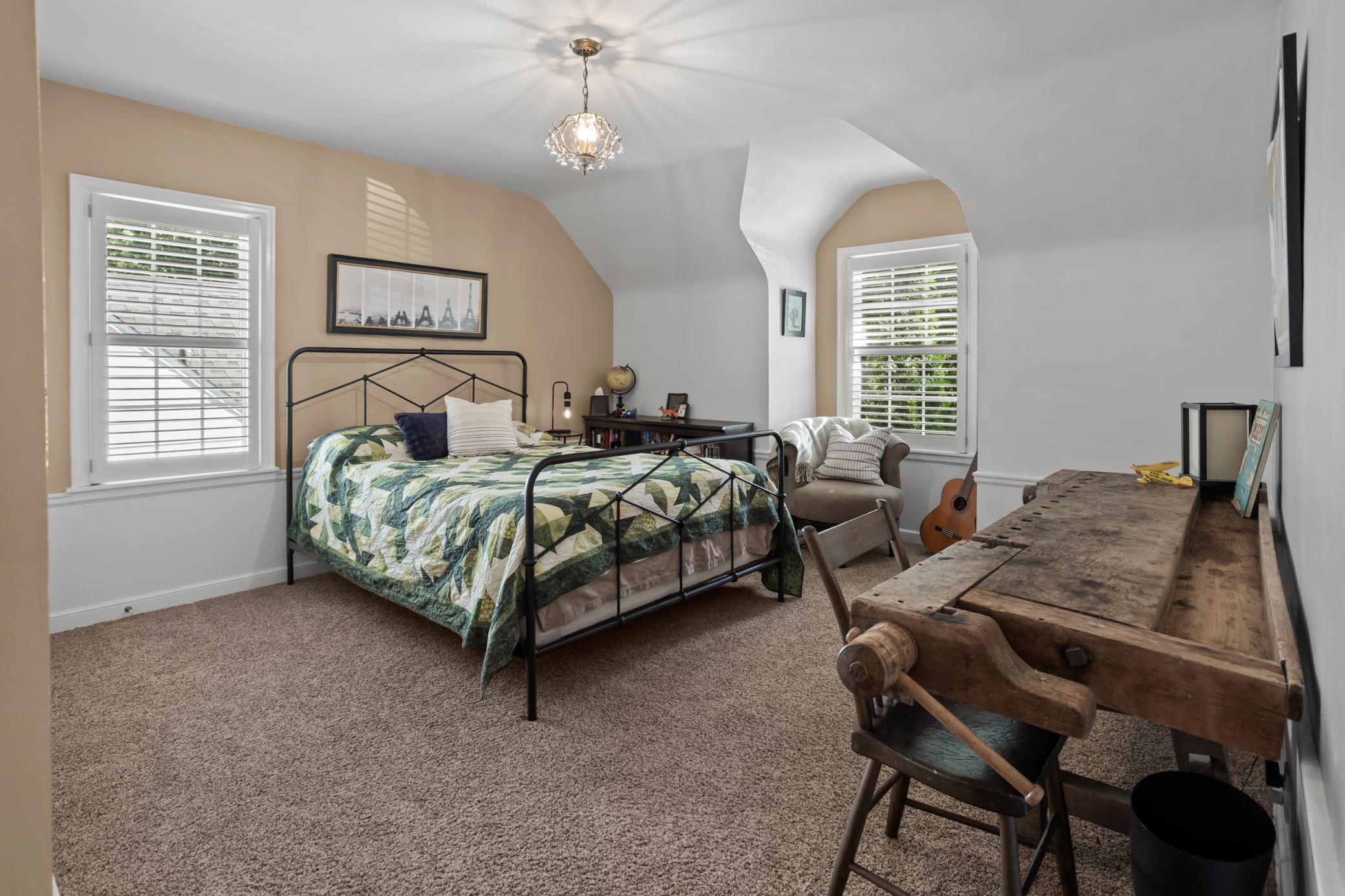1940 single family home for sale at 1617 9th Street S in Fargo, ND — 4 bed, 4 bath (photo 52 of 66)