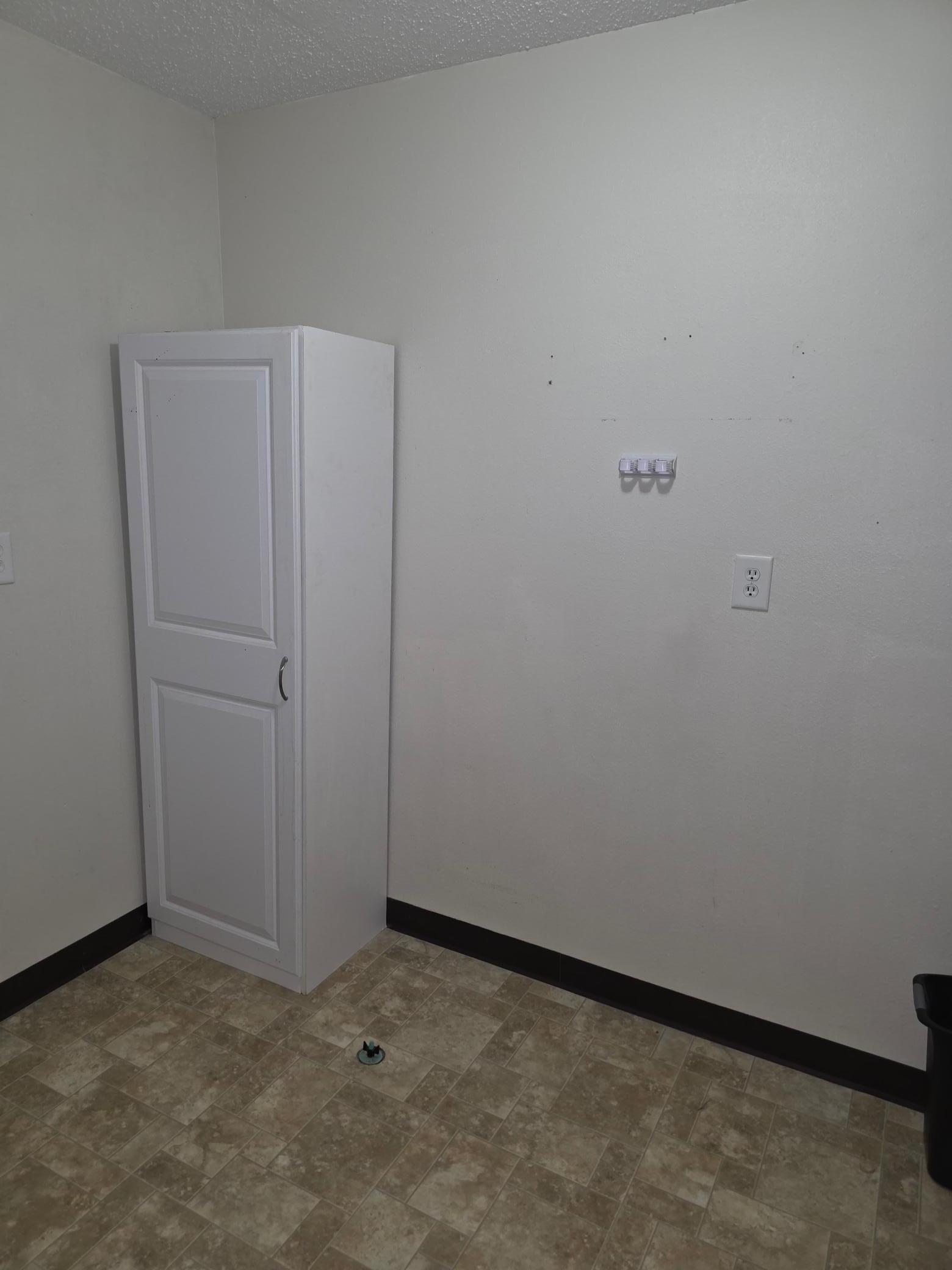 1978 condo for sale at 1101 22nd Street S, Unit C6 in Fargo, ND — 2 bed, 1 bath (photo 4 of 21)