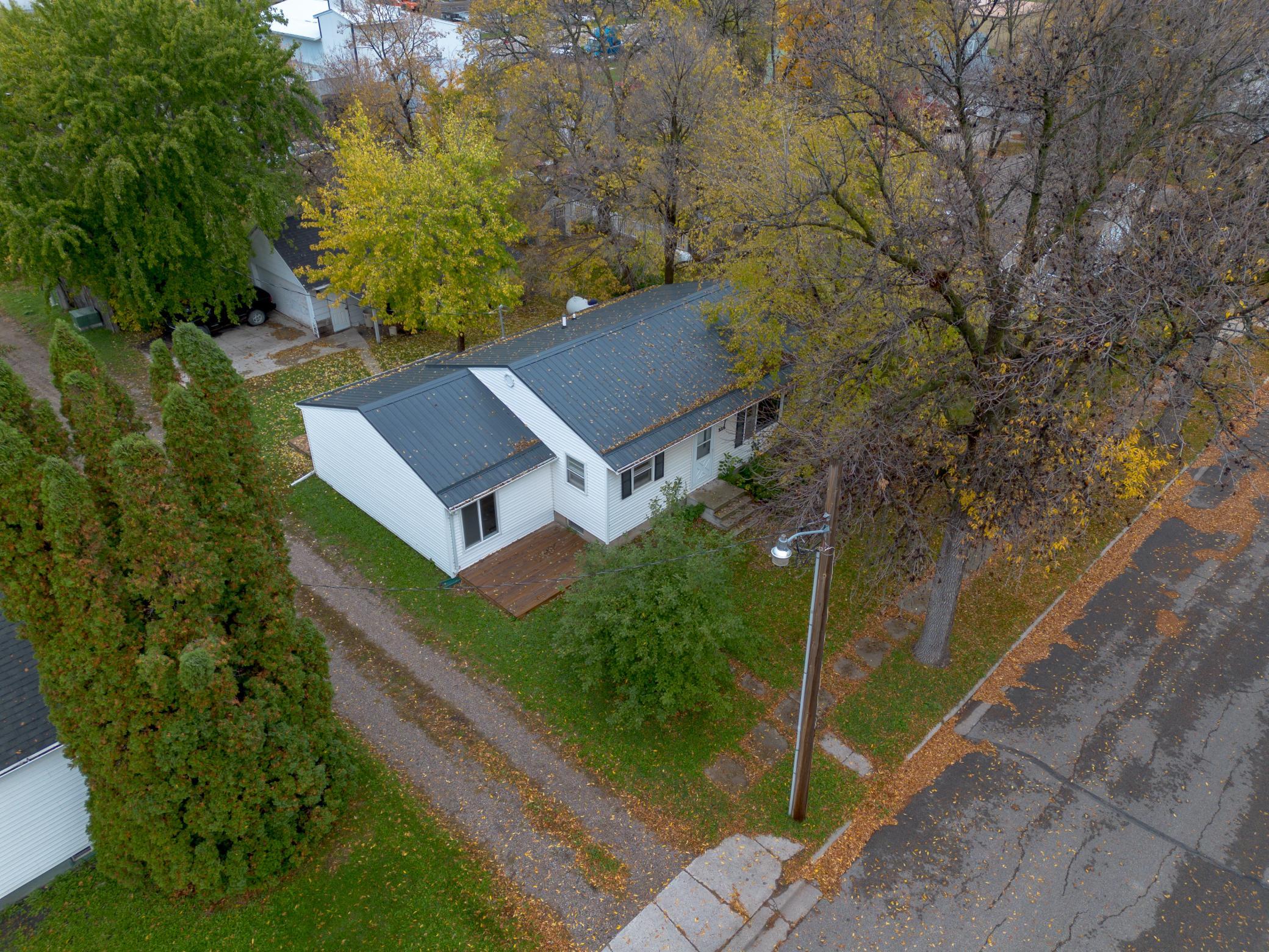 1955 single family home for sale at 216 1st Avenue E in Halstad, MN — 2 bed, 1 bath (photo 4 of 17)