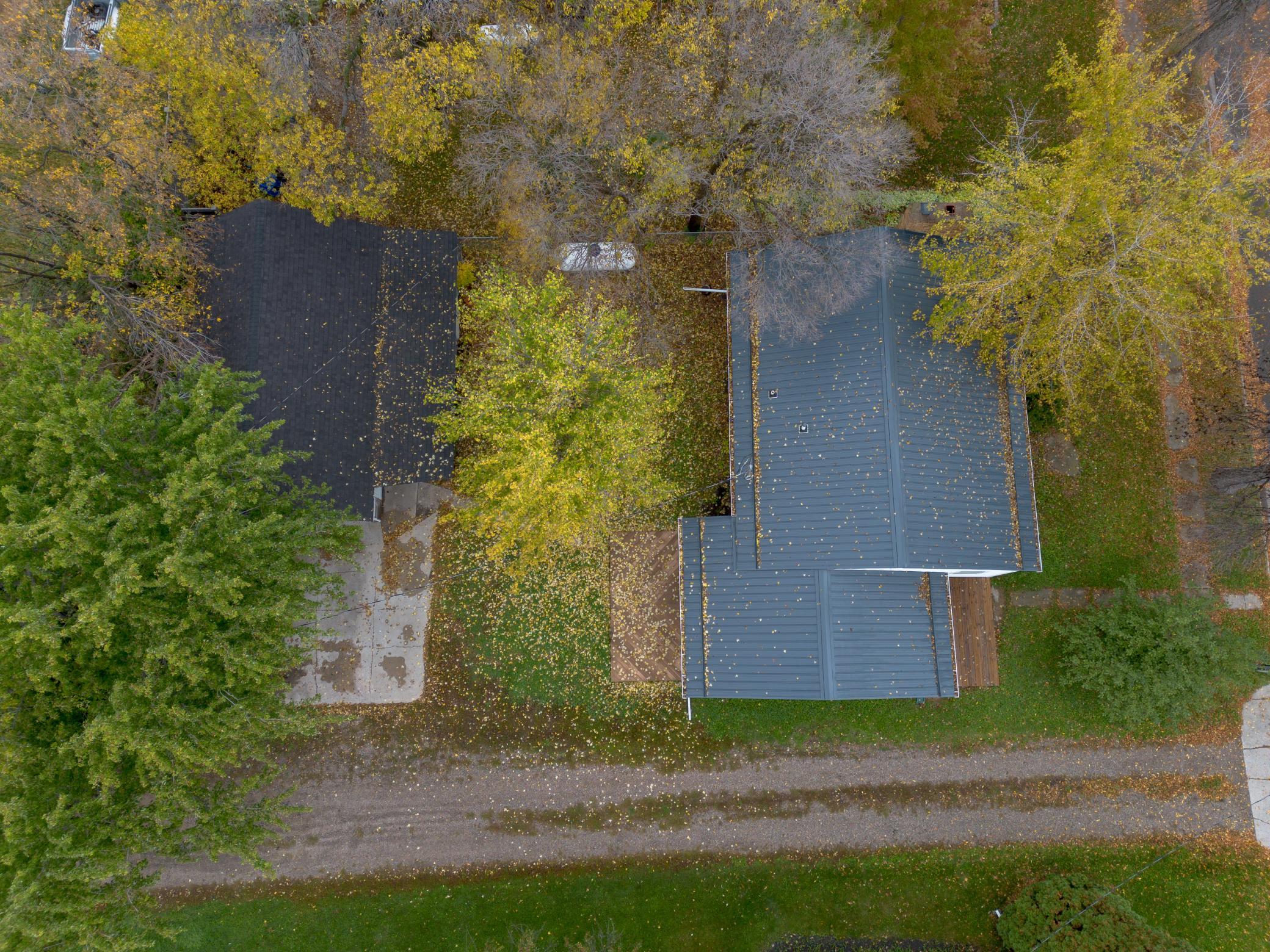 1955 single family home for sale at 216 1st Avenue E in Halstad, MN — 2 bed, 1 bath (photo 6 of 17)