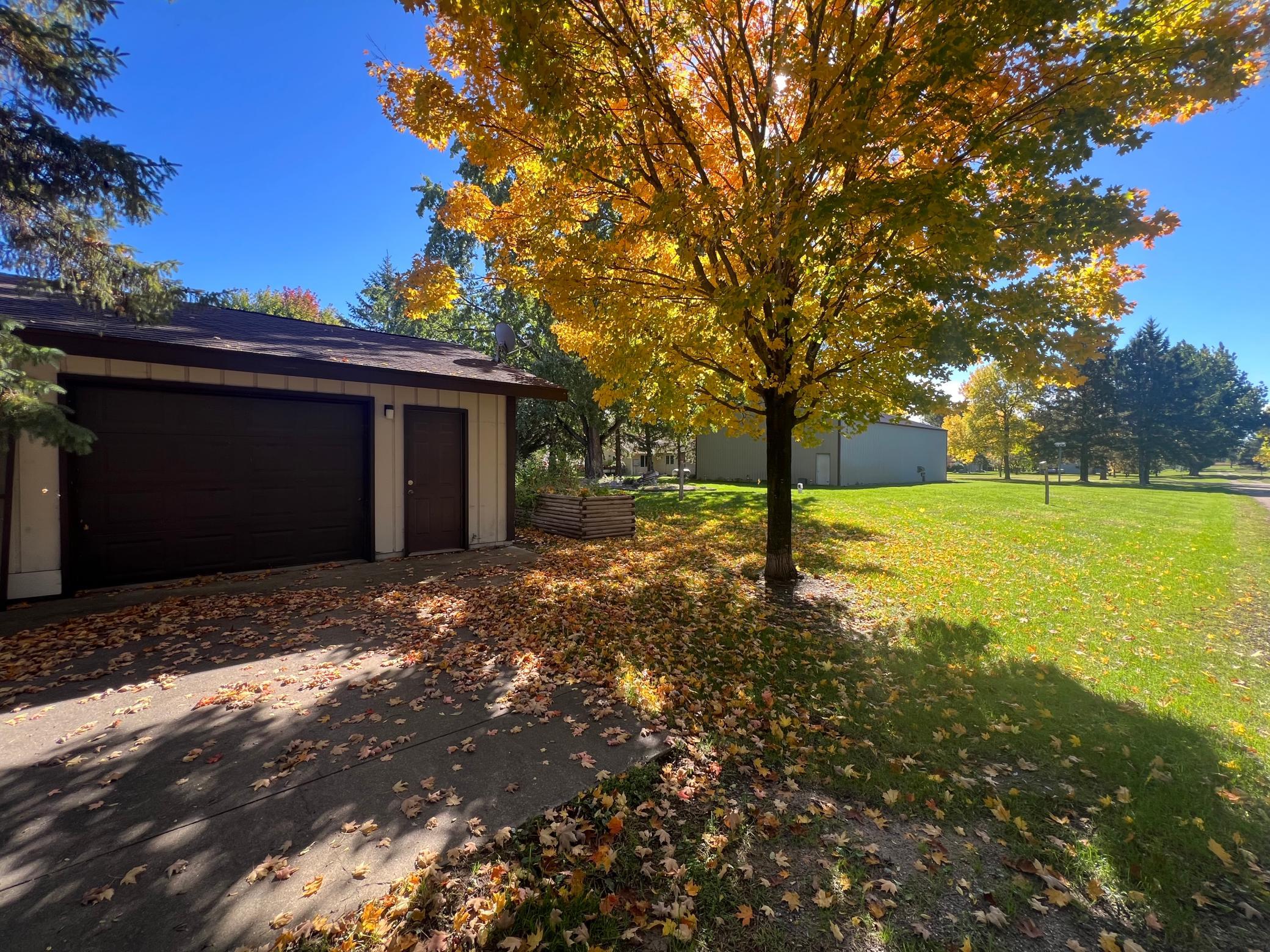 1978 single family home for sale at 10407 Navajo Street in Wadena, MN — 4 bed, 2 bath (photo 4 of 29)