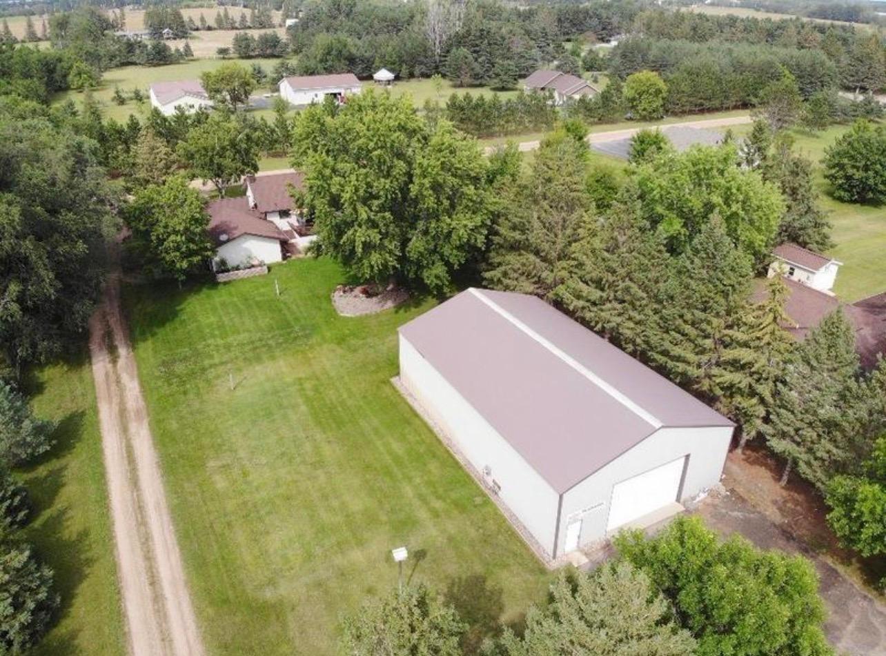 1978 single family home for sale at 10407 Navajo Street in Wadena, MN — 4 bed, 2 bath (photo 8 of 29)