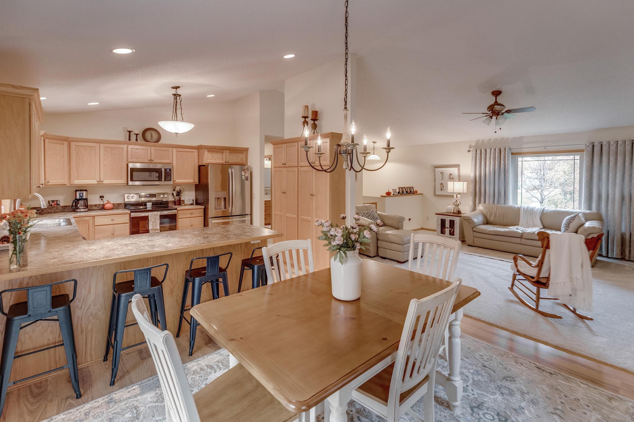 2004 single family home for sale at 7141 Stone Ridge in Brainerd, MN — 4 bed, 3 bath (photo 15 of 37)