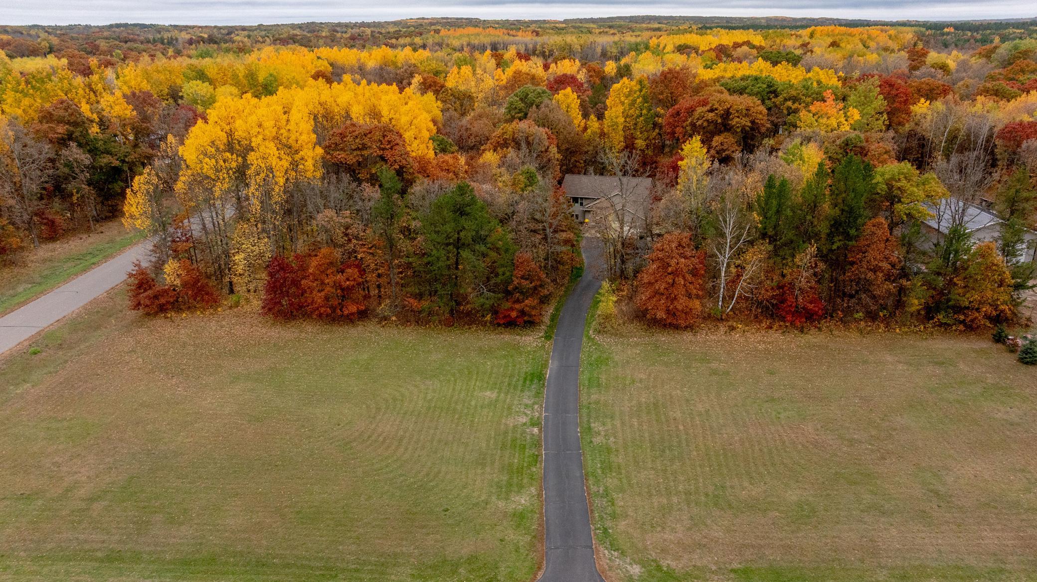 2004 single family home for sale at 7141 Stone Ridge in Brainerd, MN — 4 bed, 3 bath (photo 28 of 37)