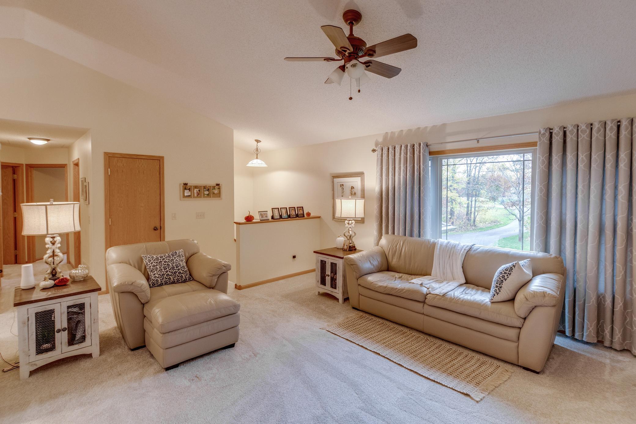 2004 single family home for sale at 7141 Stone Ridge in Brainerd, MN — 4 bed, 3 bath (photo 6 of 37)