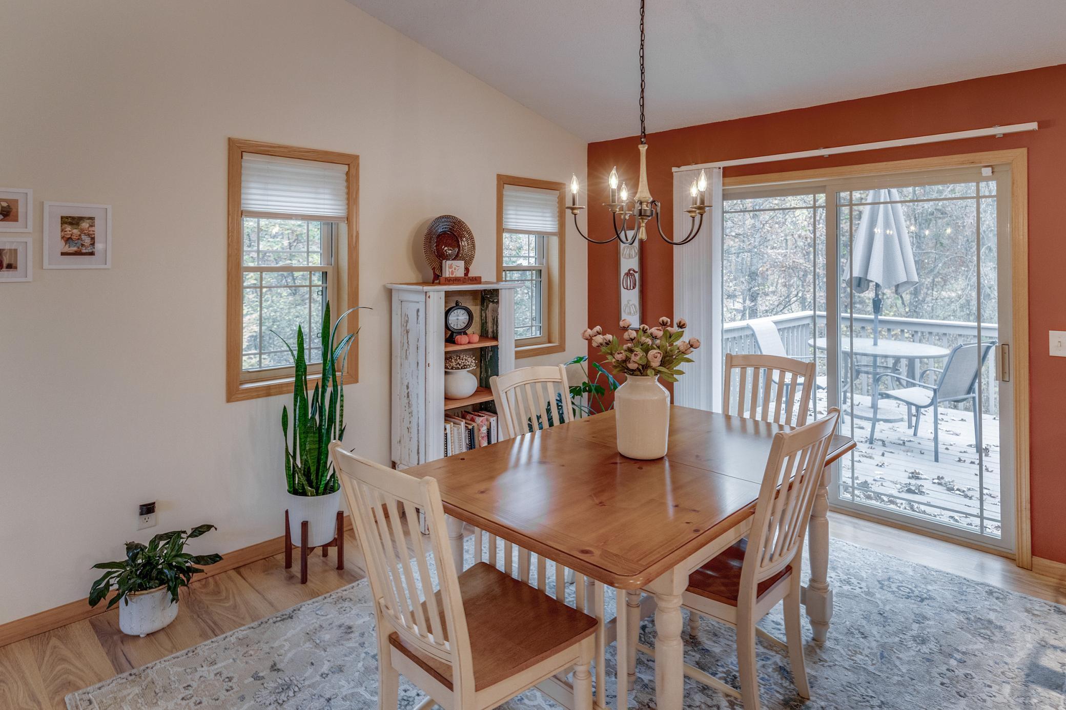 2004 single family home for sale at 7141 Stone Ridge in Brainerd, MN — 4 bed, 3 bath (photo 9 of 37)
