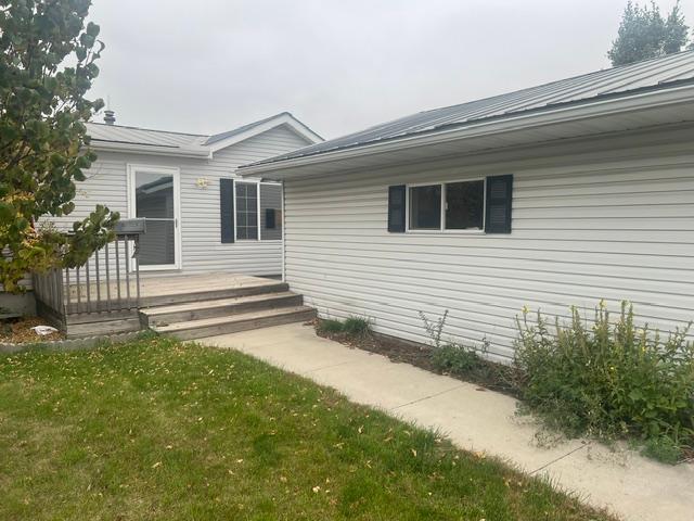 1999 single family home for sale at 411 Port Court in Breckenridge, MN — 3 bed, 2 bath (photo 2 of 2)