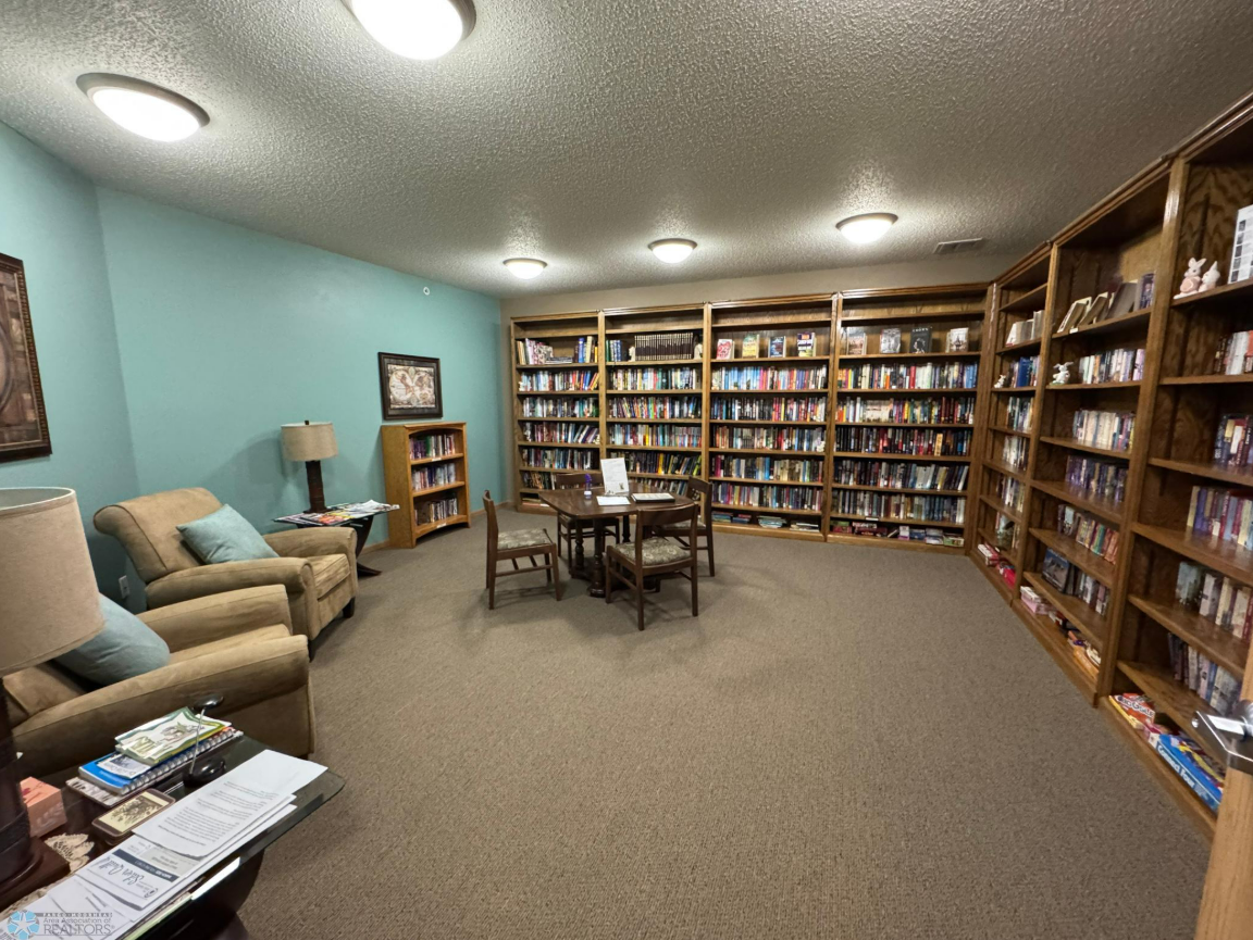 2005 condo for sale at 3434 28th Street S, Unit 302 in Fargo, ND — 2 bed, 1 bath (photo 44 of 46)