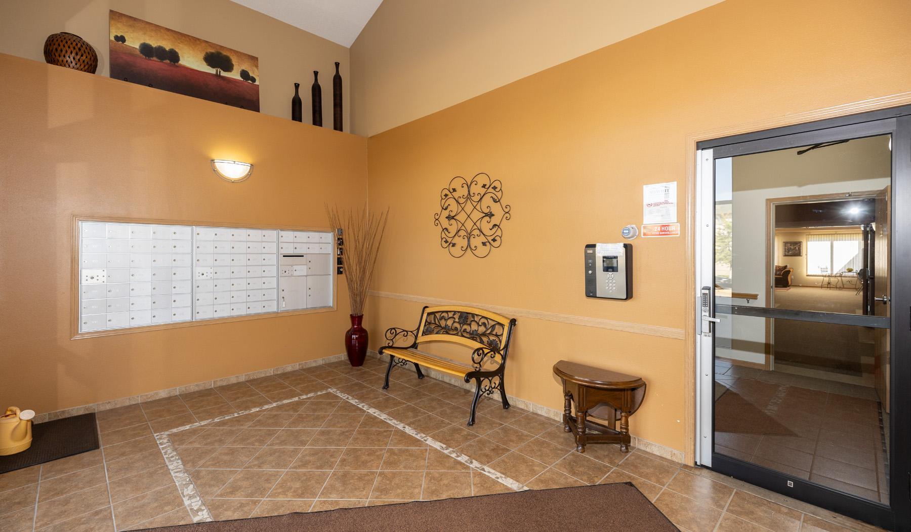 2005 condo for sale at 3434 28th Street S, Unit 302 in Fargo, ND — 2 bed, 1 bath (photo 7 of 46)
