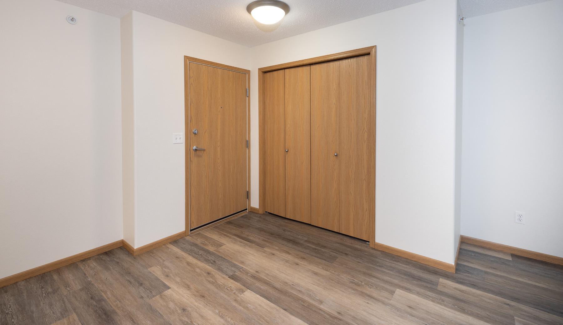2005 condo for sale at 3434 28th Street S, Unit 302 in Fargo, ND — 2 bed, 1 bath (photo 9 of 46)