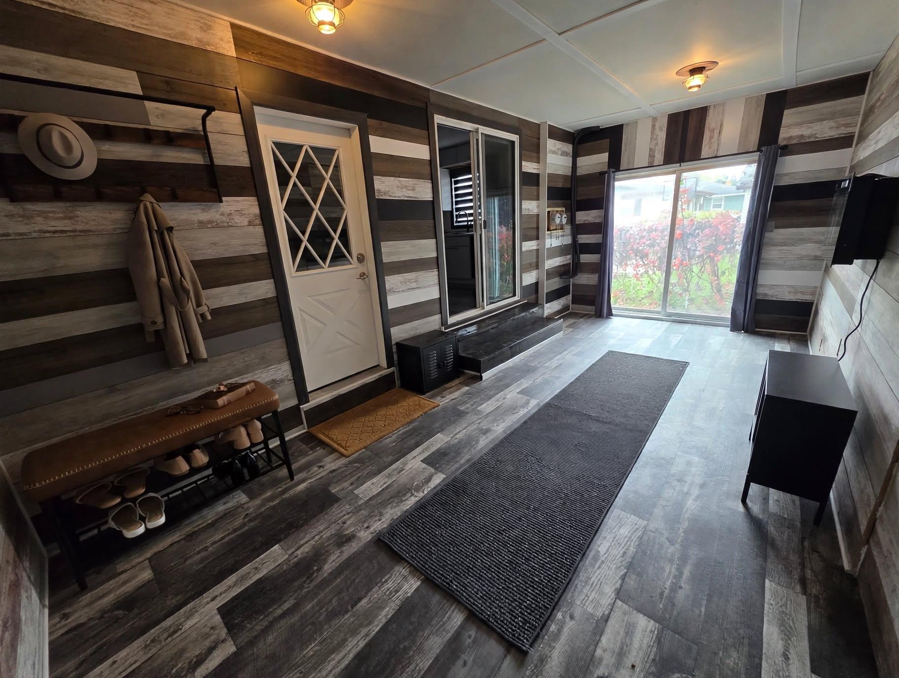 1960 single family home for sale at 1409 13th Avenue N in Moorhead, MN — 5 bed, 2 bath (photo 3 of 29)
