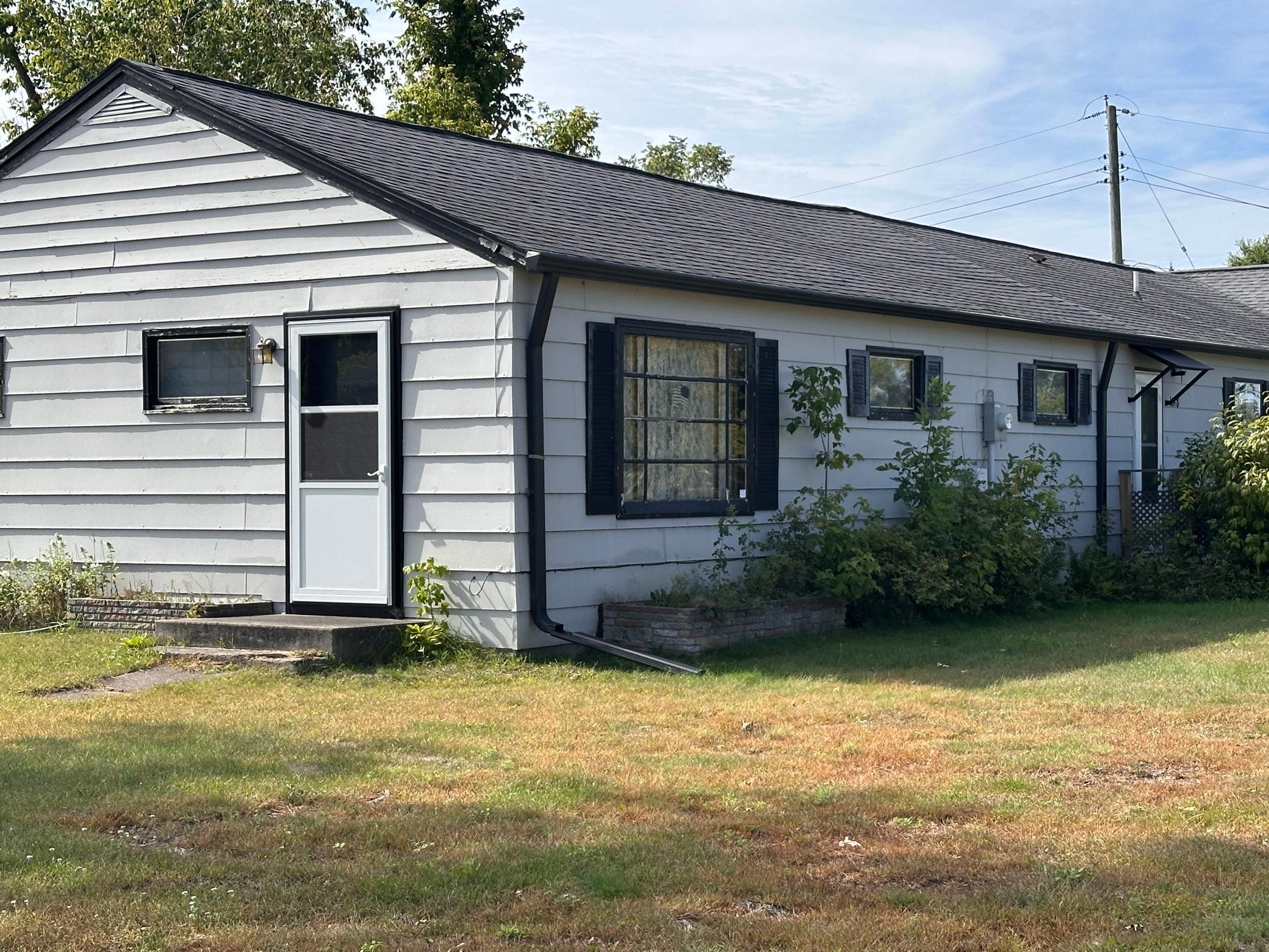 1959 single family home for sale at 1318 2nd Street SE in Bemidji, MN — 3 bed, 2 bath (photo 4 of 35)
