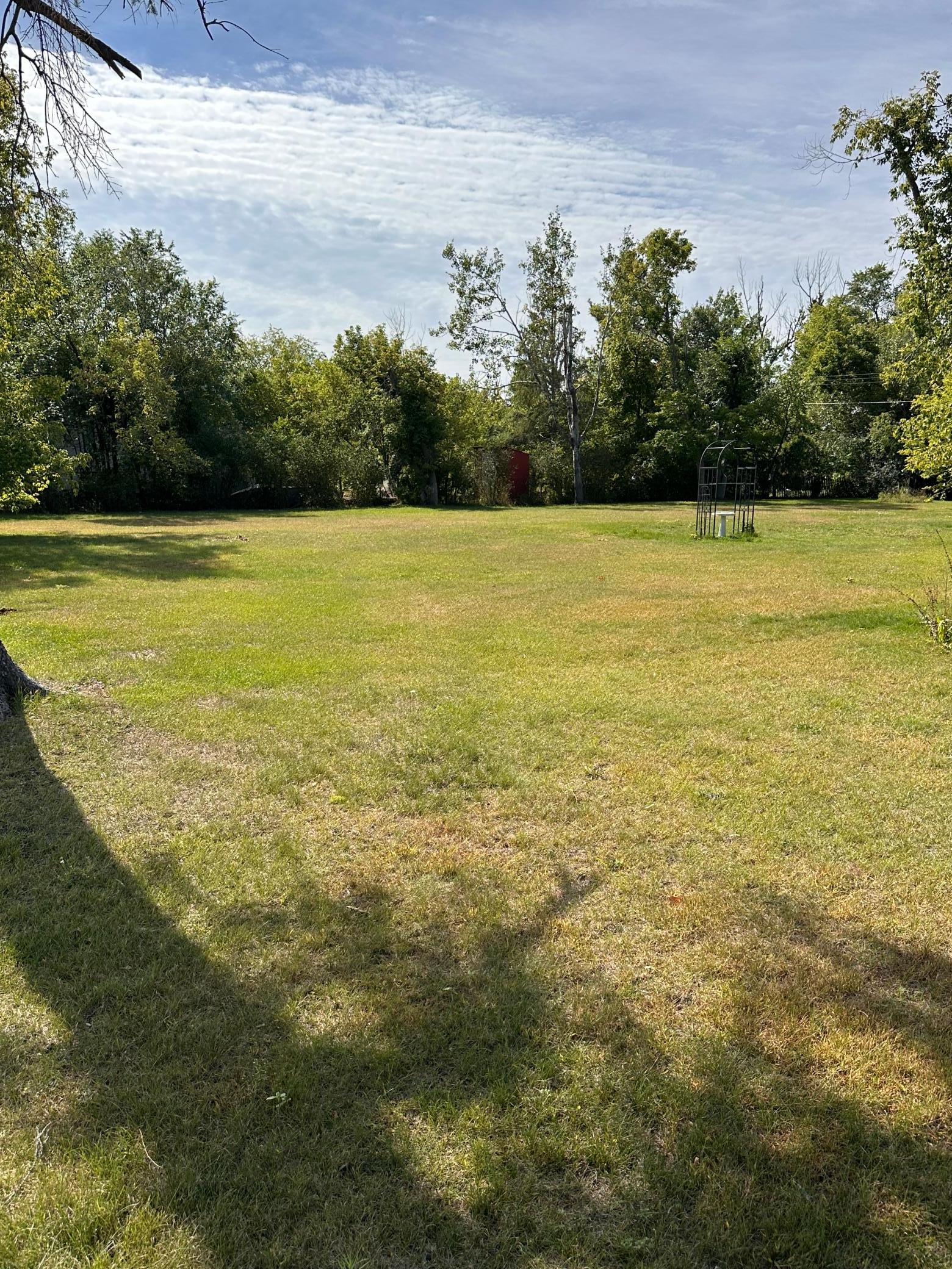 1959 single family home for sale at 1318 2nd Street SE in Bemidji, MN — 3 bed, 2 bath (photo 10 of 35)