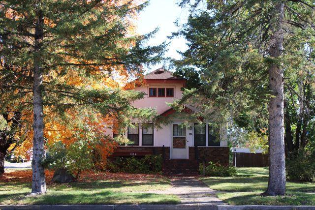 1926 single family home for sale at 324 2nd Avenue NW in Aitkin, MN — 4 bed, 2 bath (photo 3 of 43)