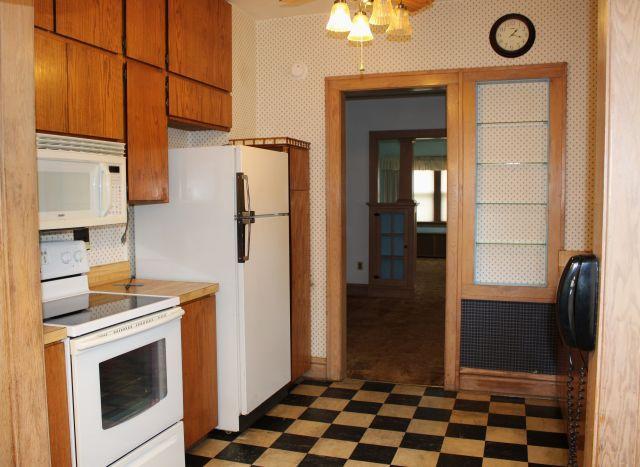 1926 single family home for sale at 324 2nd Avenue NW in Aitkin, MN — 4 bed, 2 bath (photo 9 of 43)