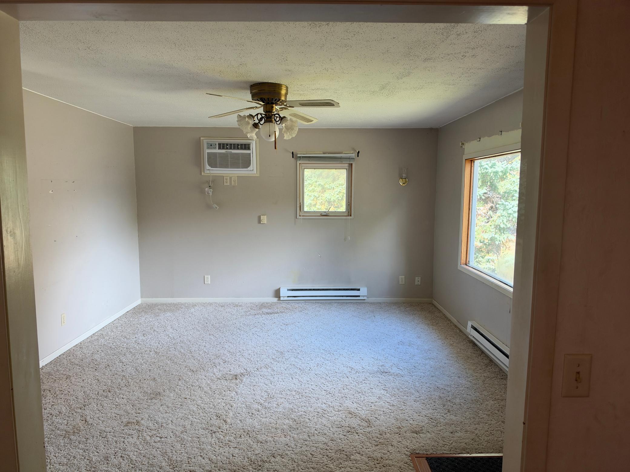 1958 single family home for sale at 409 3rd Street S in Breckenridge, MN — 2 bed, 8 bath (photo 3 of 16)