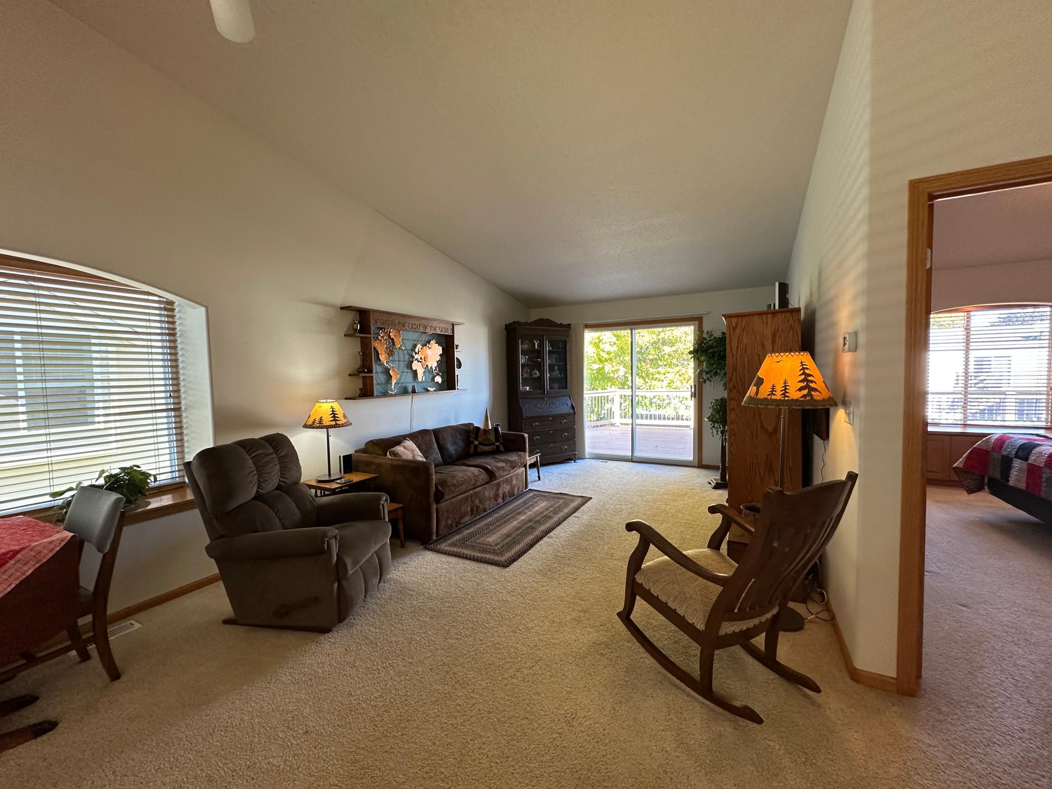 2006 twin home for sale at 1316 37th Avenue S in Moorhead, MN — 3 bed, 2 bath (photo 13 of 33)