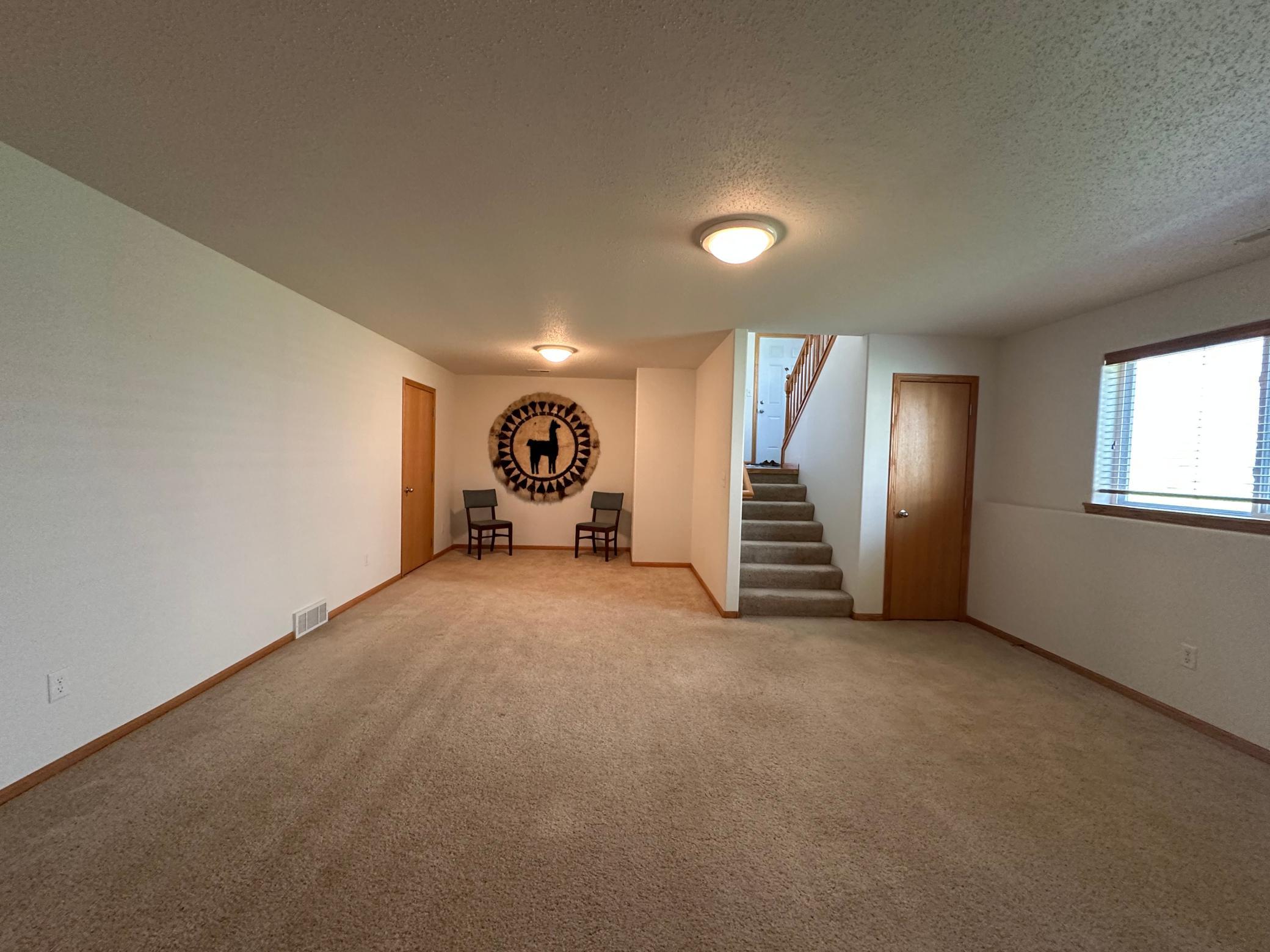 2006 twin home for sale at 1316 37th Avenue S in Moorhead, MN — 3 bed, 2 bath (photo 21 of 33)