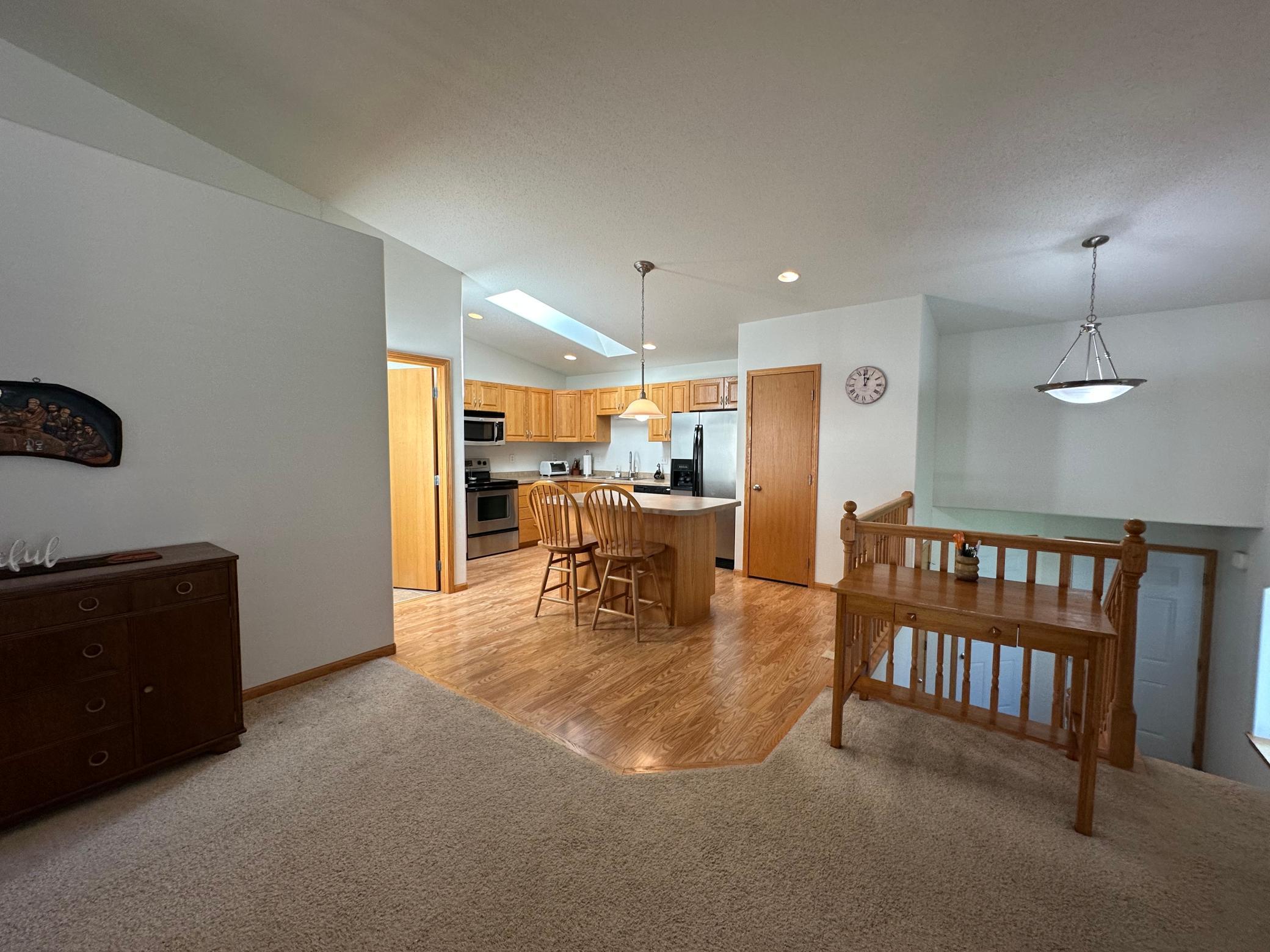 2006 twin home for sale at 1316 37th Avenue S in Moorhead, MN — 3 bed, 2 bath (photo 10 of 33)