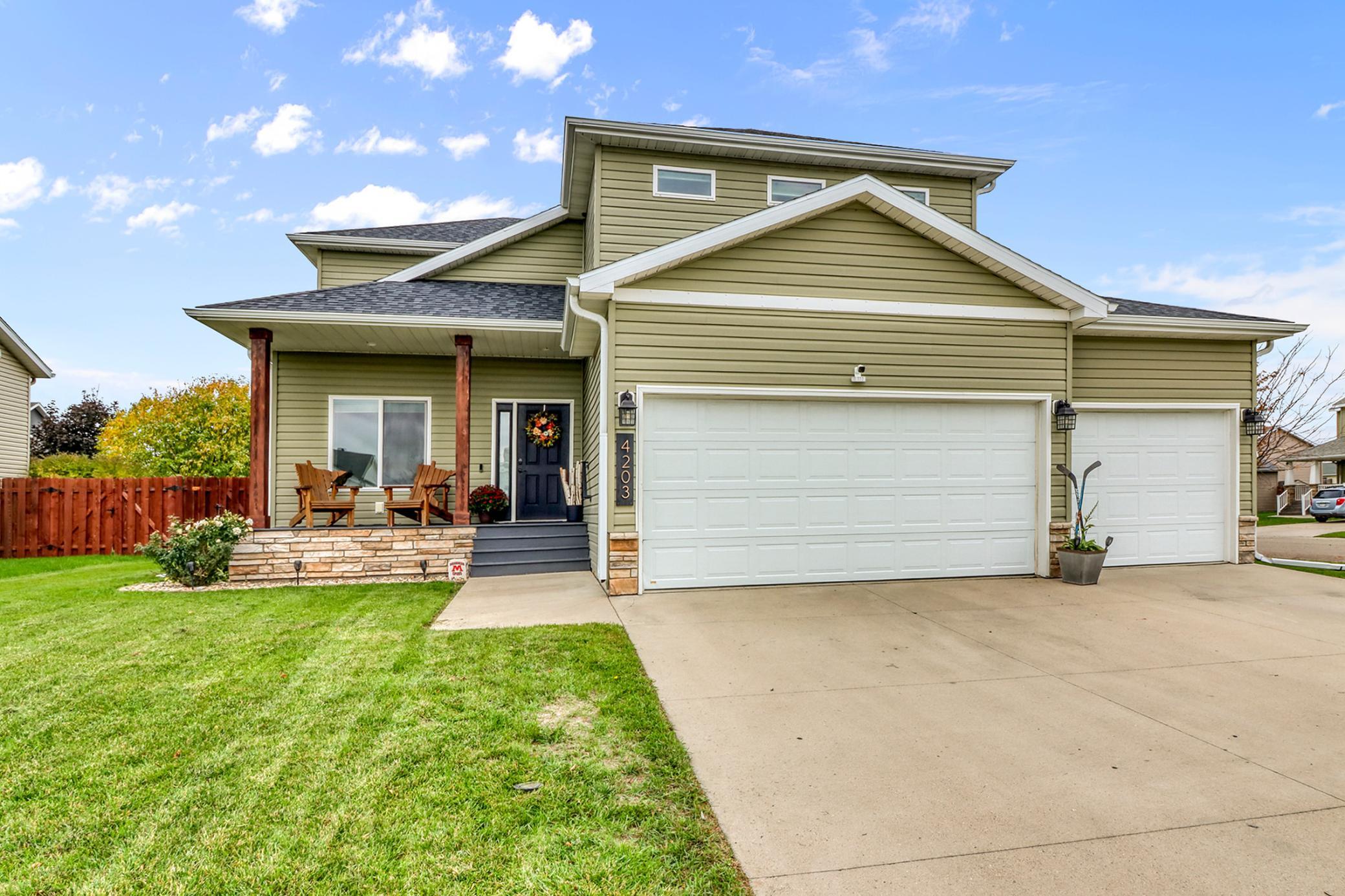 4203 18th Street S, Moorhead, MN