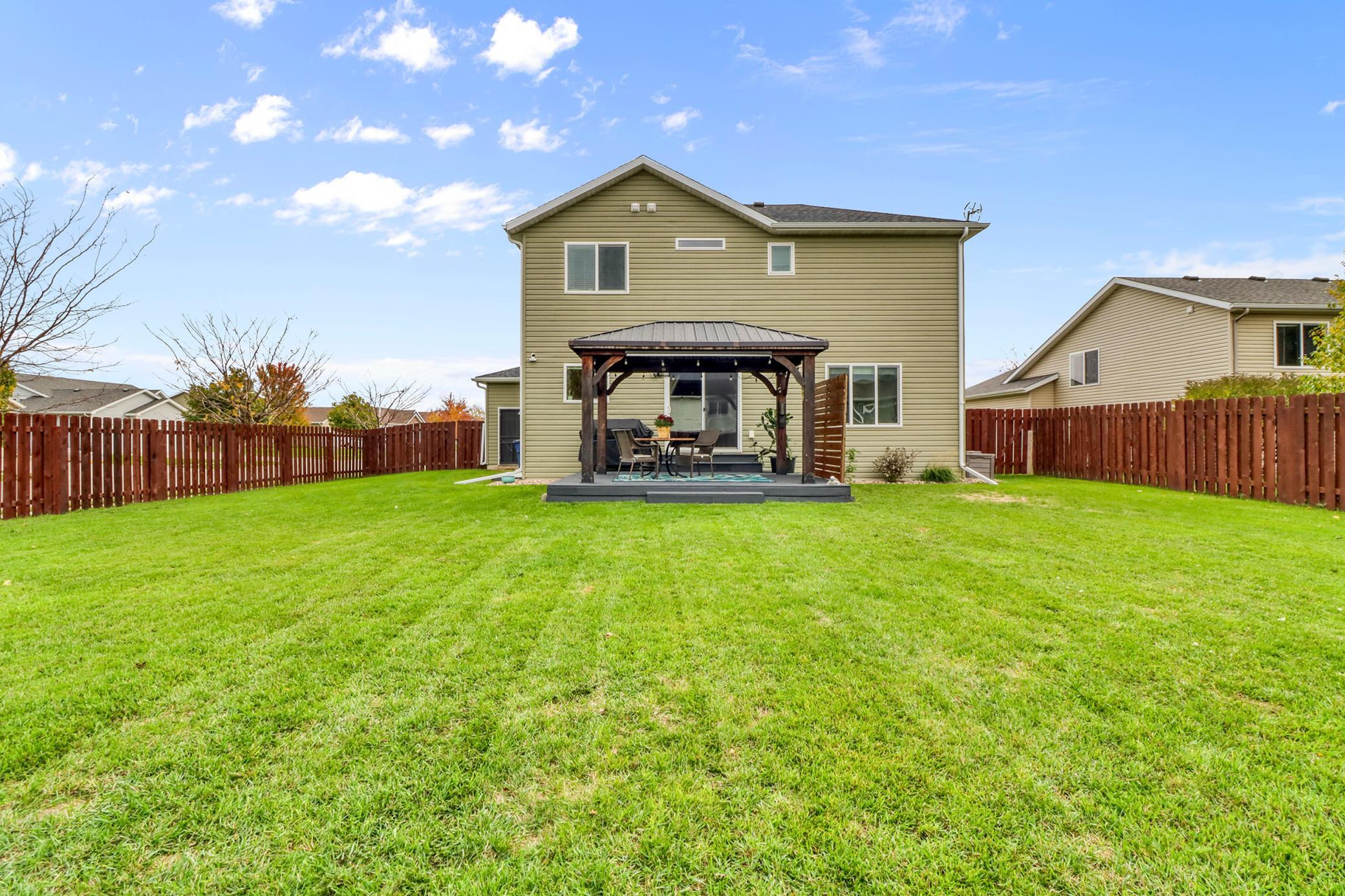 2013 single family home for sale at 4203 18th Street S in Moorhead, MN — 3 bed, 3 bath (photo 11 of 64)