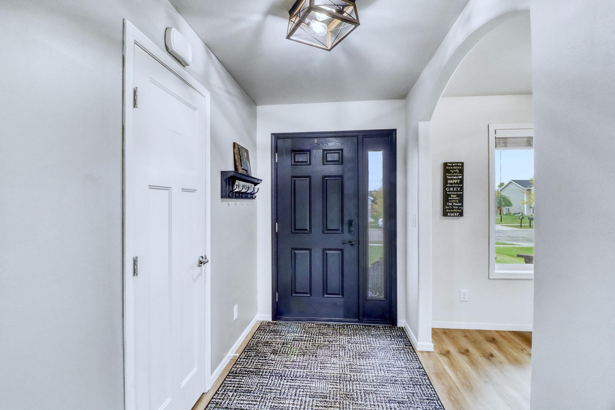 2013 single family home for sale at 4203 18th Street S in Moorhead, MN — 3 bed, 3 bath (photo 14 of 64)