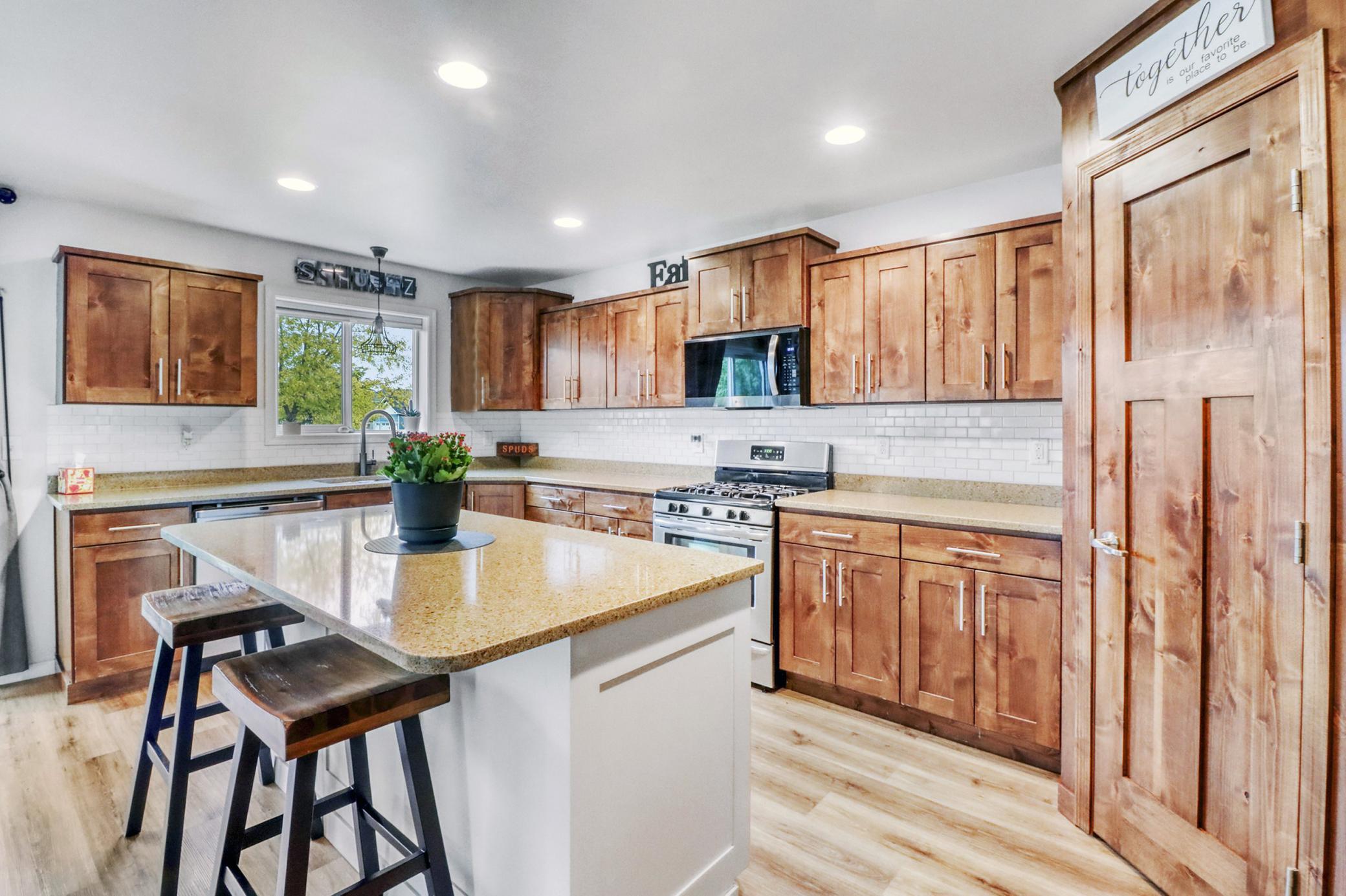 2013 single family home for sale at 4203 18th Street S in Moorhead, MN — 3 bed, 3 bath (photo 20 of 64)