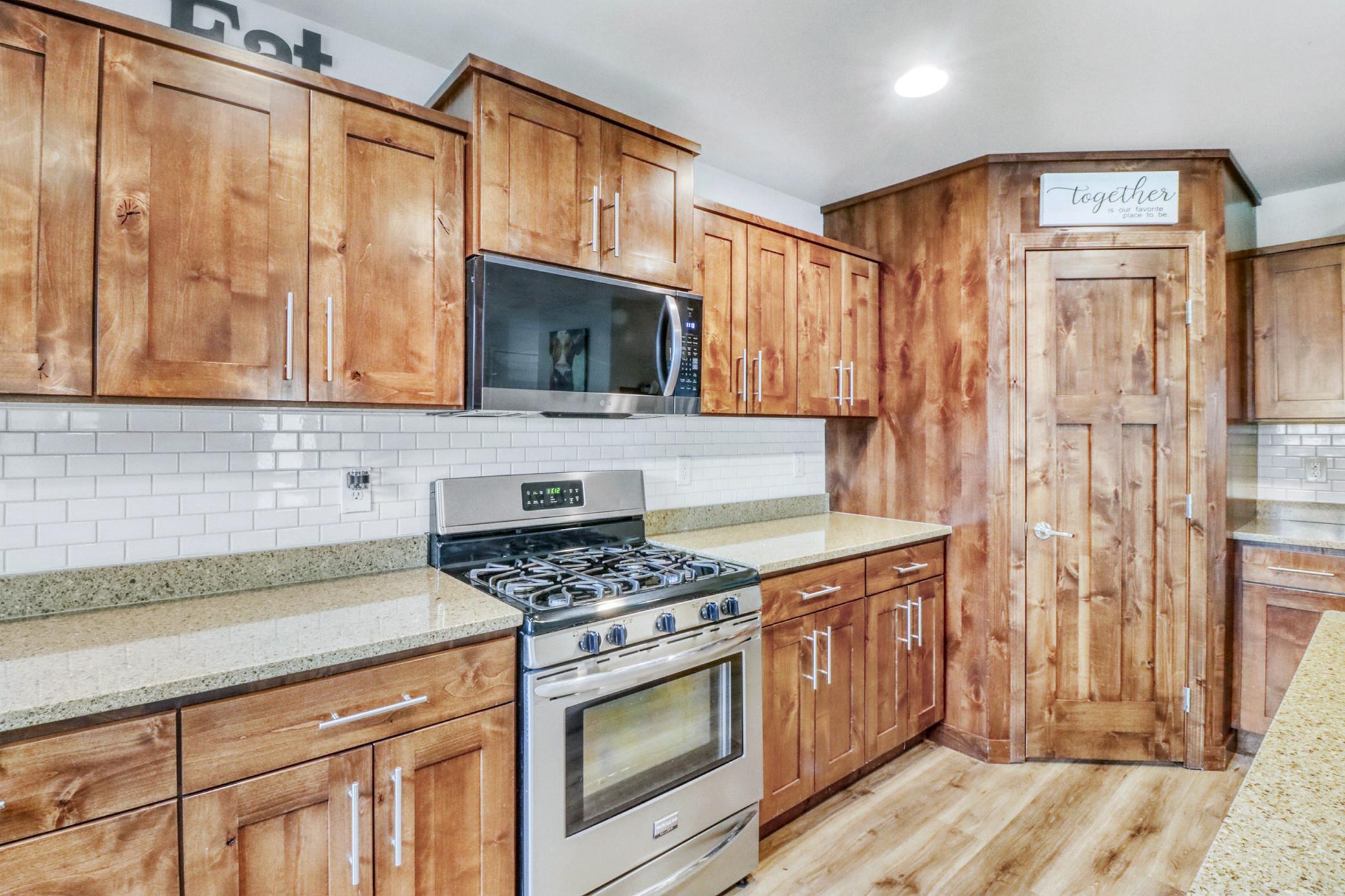 2013 single family home for sale at 4203 18th Street S in Moorhead, MN — 3 bed, 3 bath (photo 25 of 64)