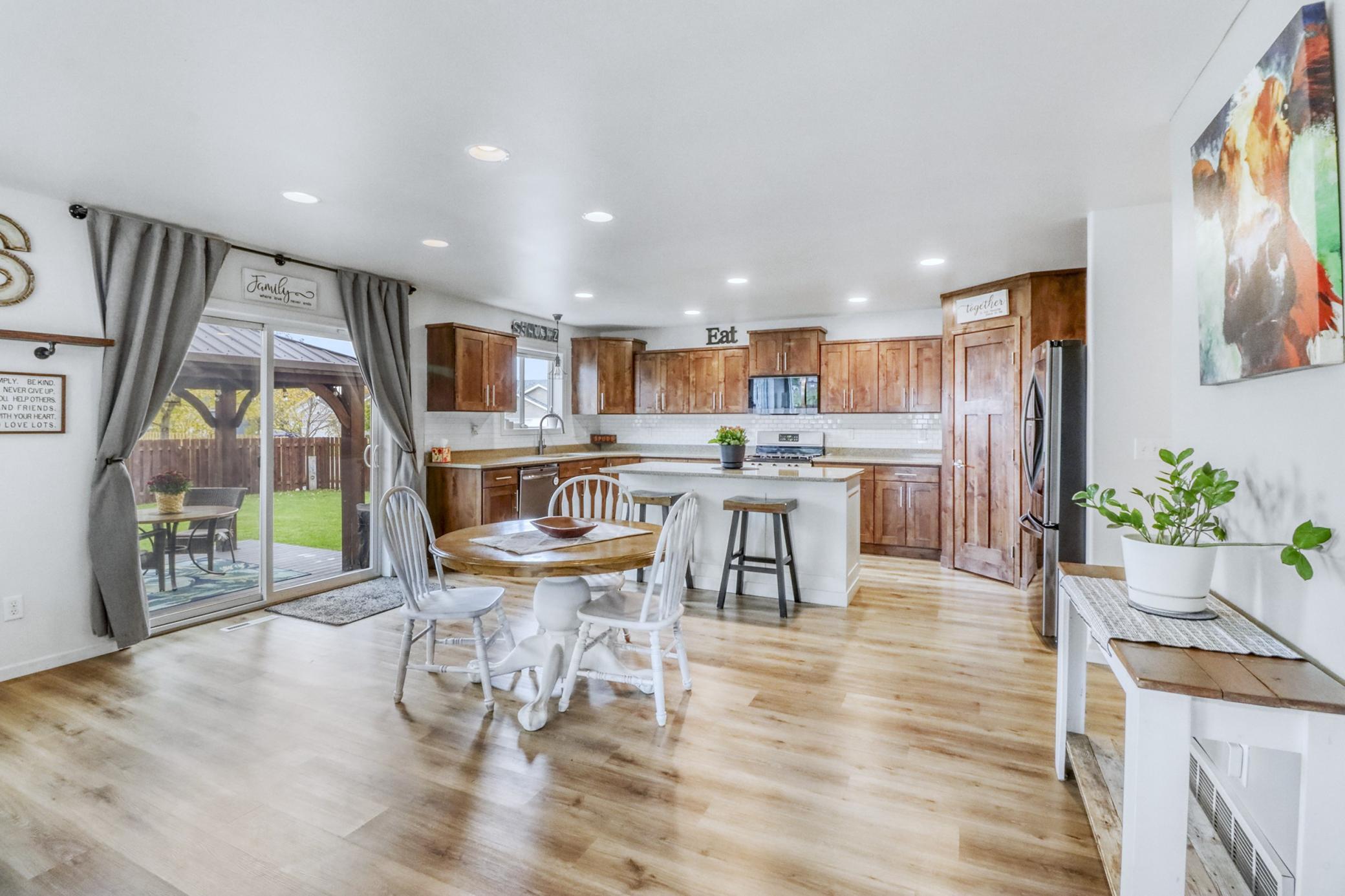 2013 single family home for sale at 4203 18th Street S in Moorhead, MN — 3 bed, 3 bath (photo 27 of 64)