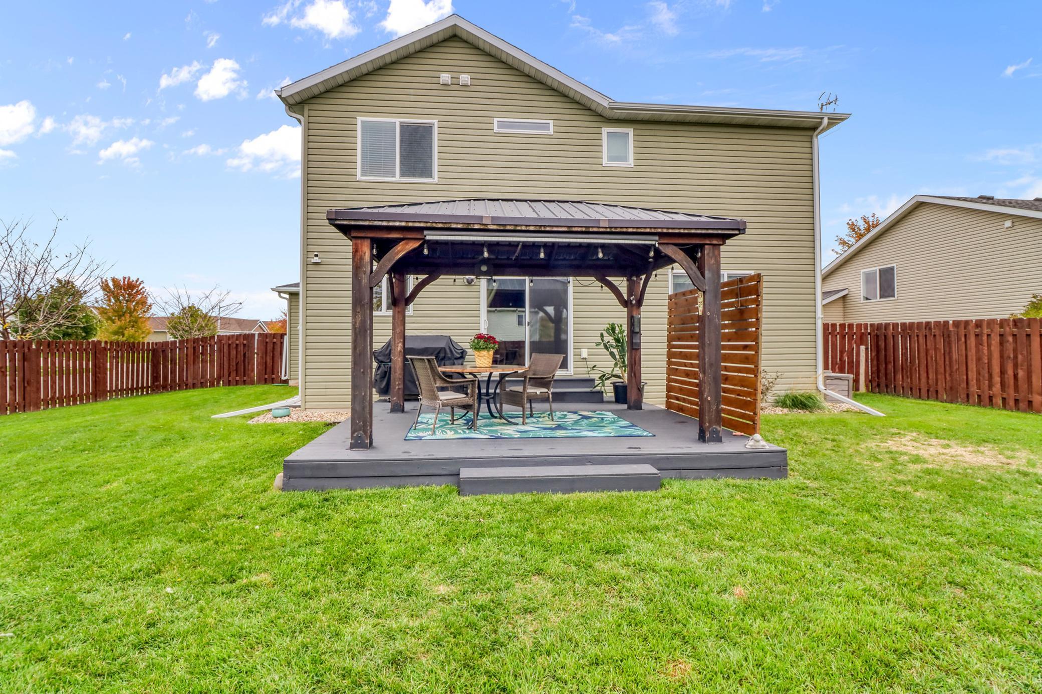 2013 single family home for sale at 4203 18th Street S in Moorhead, MN — 3 bed, 3 bath (photo 10 of 64)