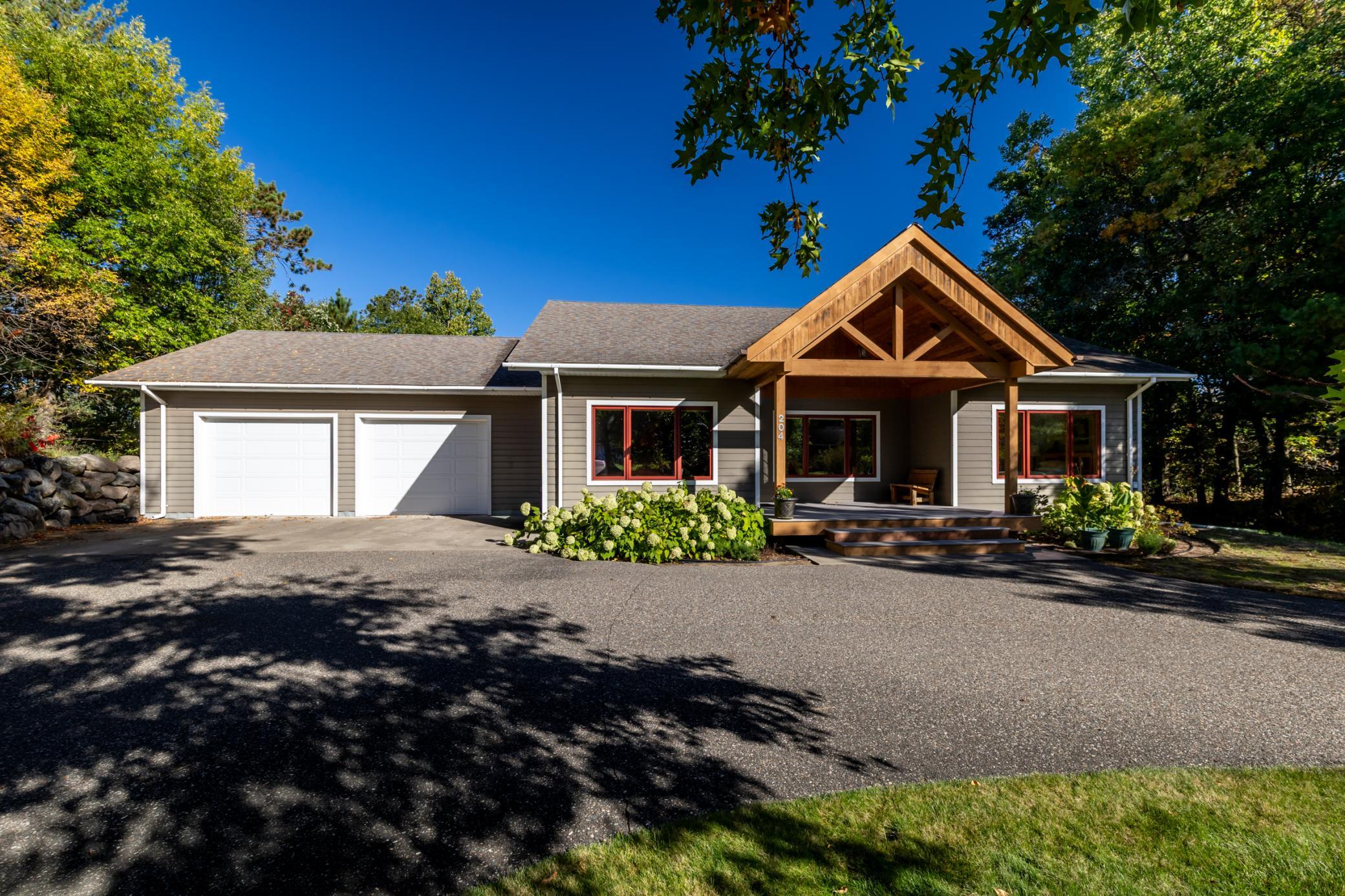 2008 single family home for sale at 204 Ridge Drive in Brainerd, MN — 4 bed, 3 bath