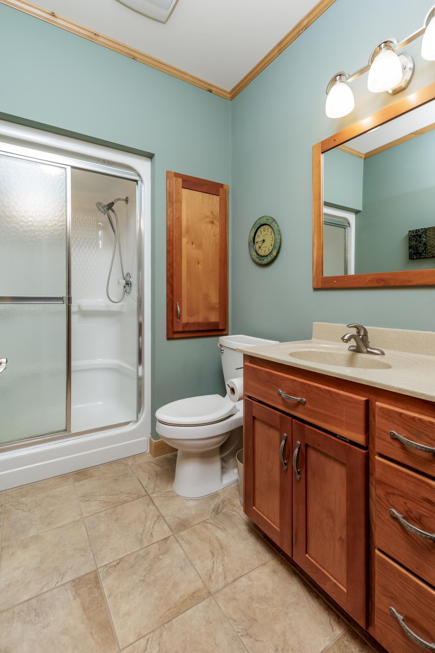 2008 single family home for sale at 204 Ridge Drive in Brainerd, MN — 4 bed, 3 bath (photo 15 of 37)