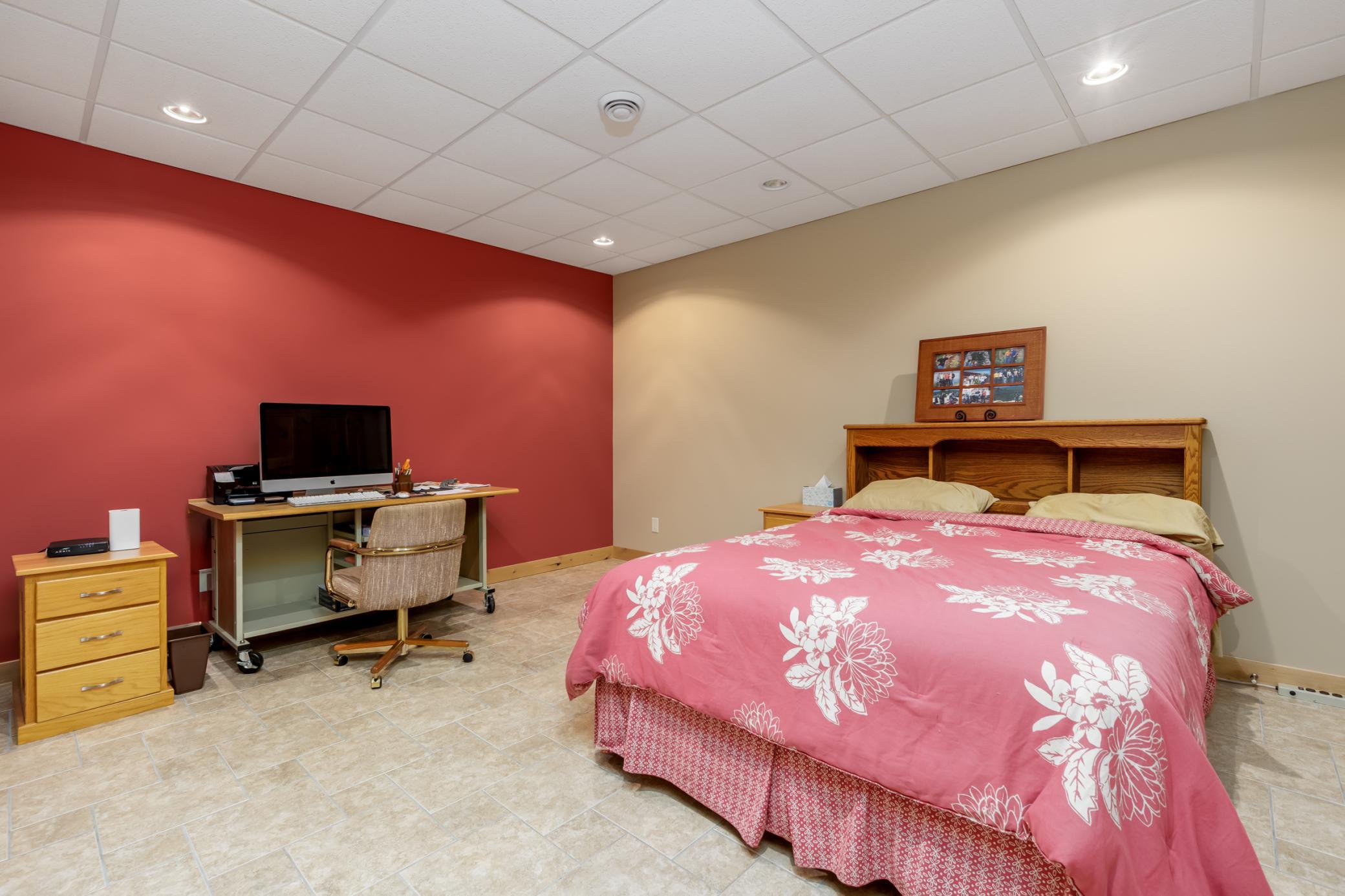 2008 single family home for sale at 204 Ridge Drive in Brainerd, MN — 4 bed, 3 bath (photo 20 of 37)