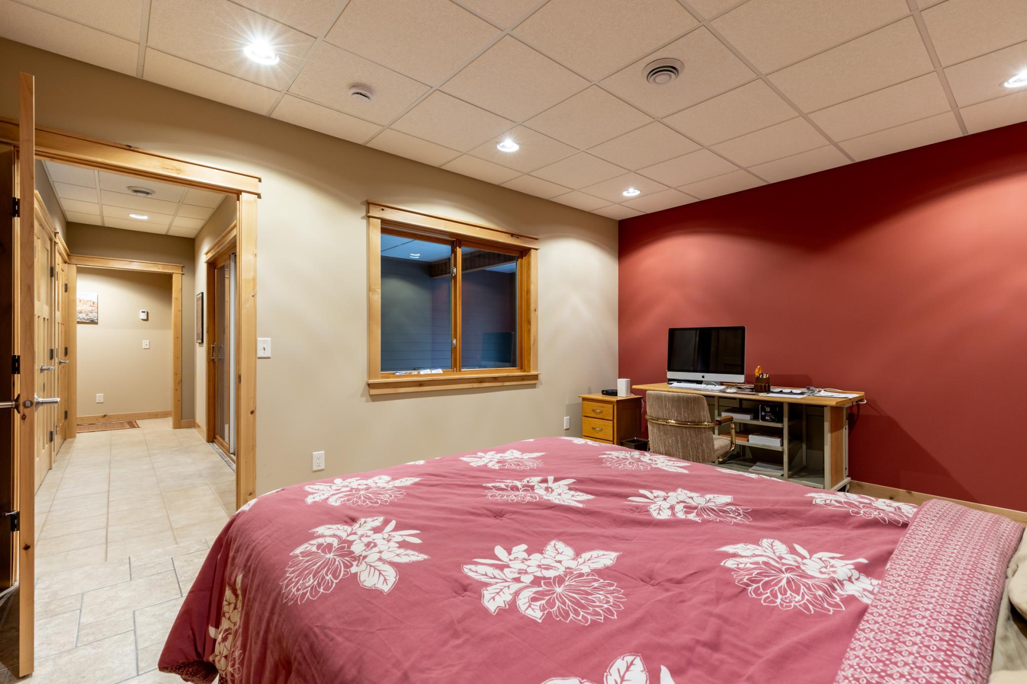 2008 single family home for sale at 204 Ridge Drive in Brainerd, MN — 4 bed, 3 bath (photo 21 of 37)