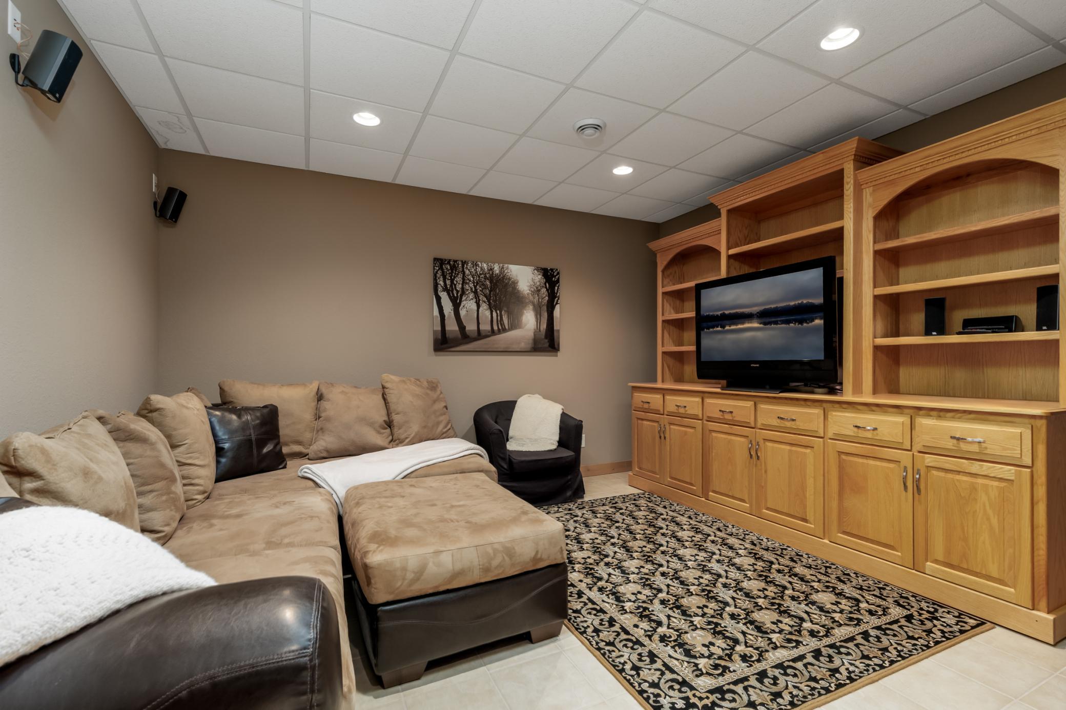 2008 single family home for sale at 204 Ridge Drive in Brainerd, MN — 4 bed, 3 bath (photo 24 of 37)