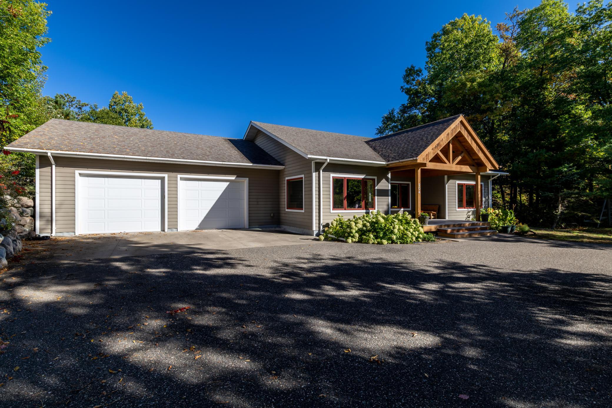 2008 single family home for sale at 204 Ridge Drive in Brainerd, MN — 4 bed, 3 bath (photo 37 of 37)