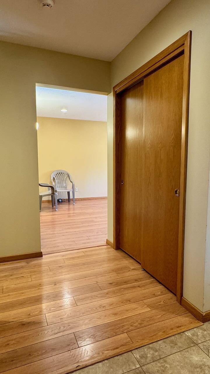 1962 single family home for sale at 1203 24th Avenue S in Moorhead, MN — 5 bed, 2 bath (photo 31 of 56)