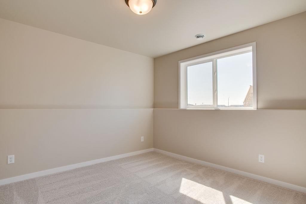 2026 single family home for sale at 6901 Selkirk Drive S in Fargo, ND — 4 bed, 3 bath (photo 24 of 25)