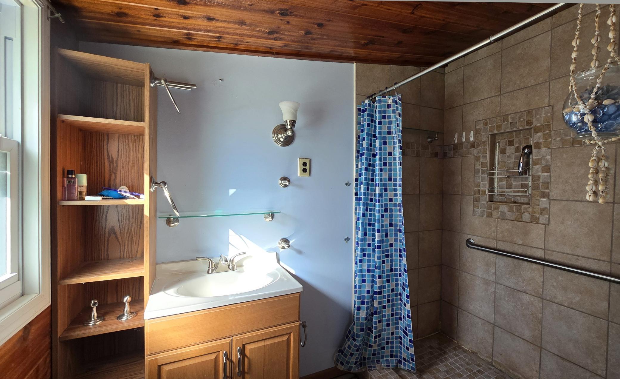 1925 single family home for sale at 304 Spruce Avenue NE in Cass Lake, MN — 2 bed, 1 bath (photo 15 of 20)