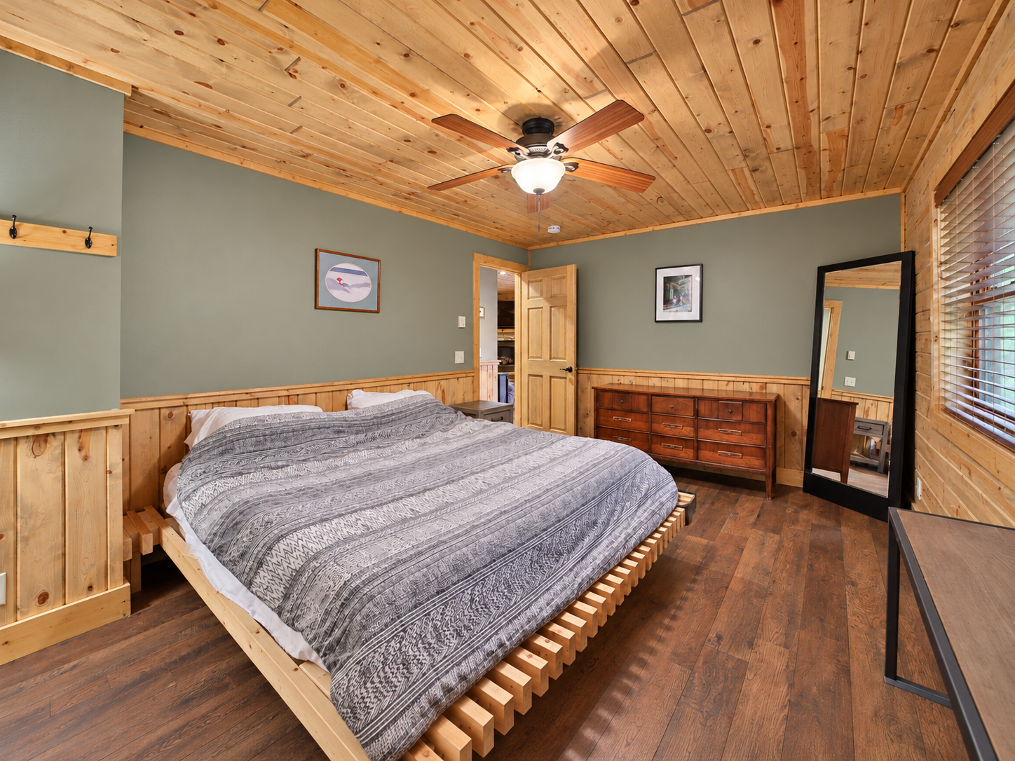 2012 single family home for sale at 6141 Bourbon Lane in Pequot Lakes, MN — 2 bed, 1 bath (photo 13 of 39)