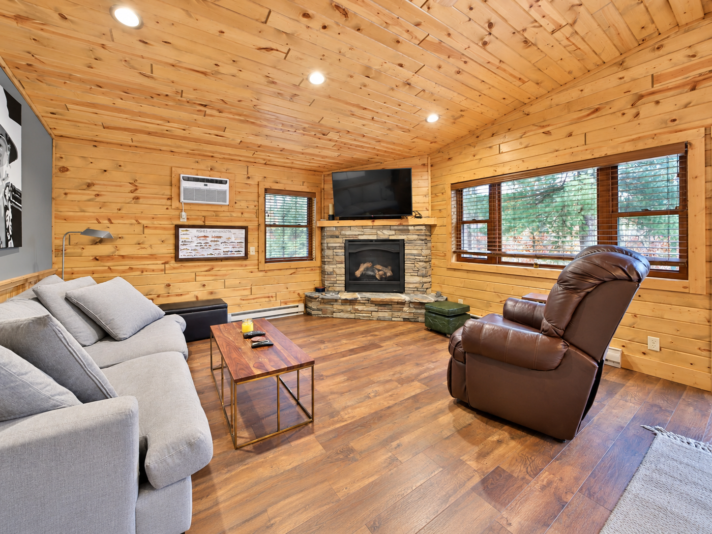 2012 single family home for sale at 6141 Bourbon Lane in Pequot Lakes, MN — 2 bed, 1 bath (photo 7 of 39)