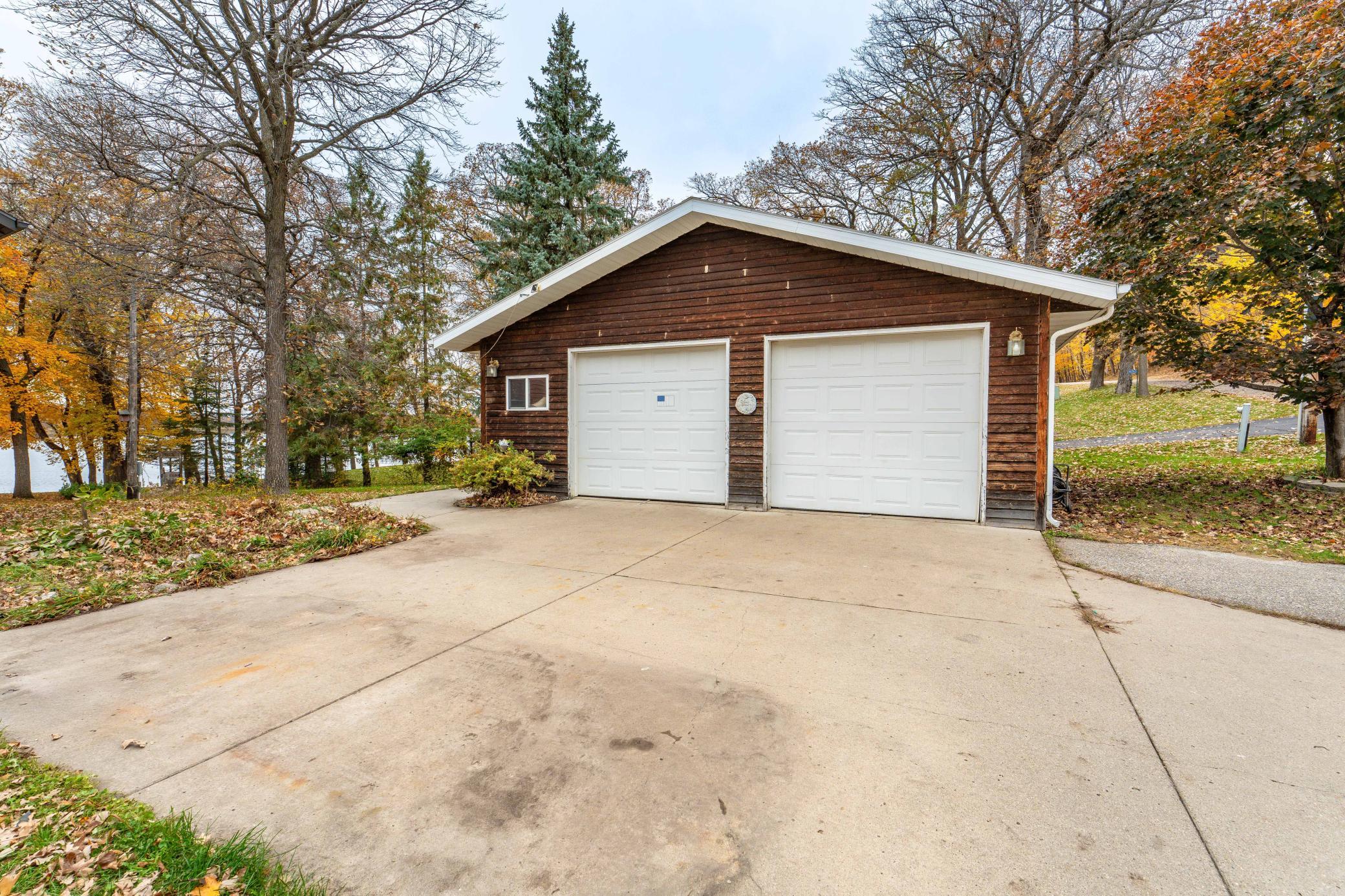 2003 single family home for sale at 46251 Birch Grove Drive in Pelican Rapids, MN — 2 bed, 3 bath (photo 21 of 81)