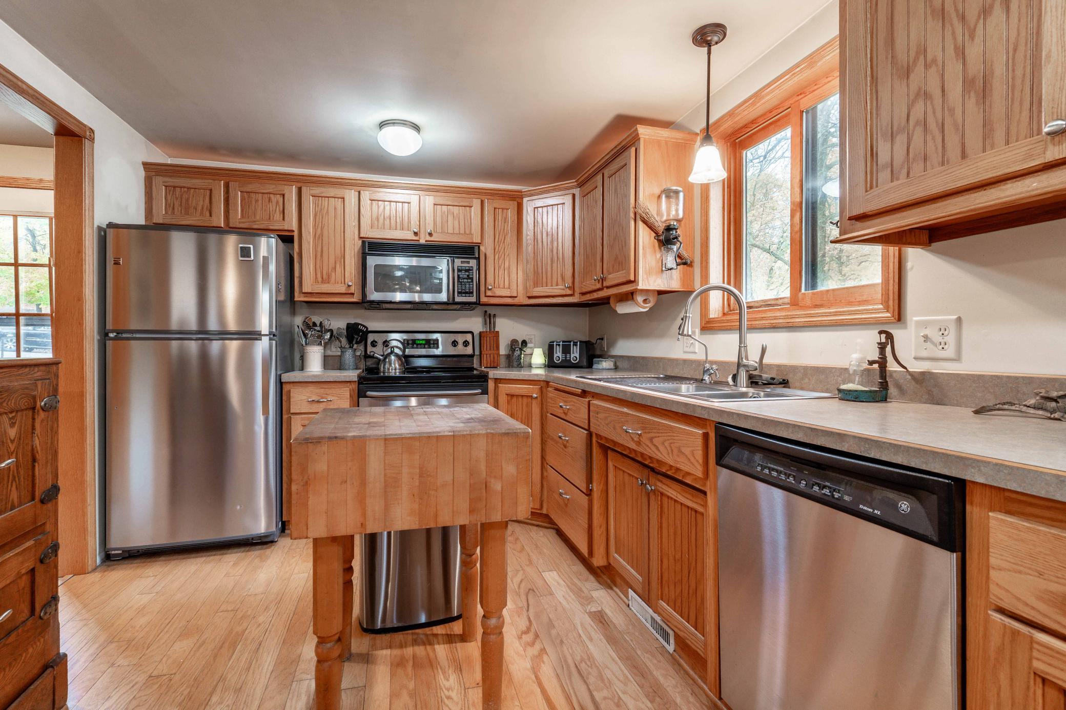 2003 single family home for sale at 46251 Birch Grove Drive in Pelican Rapids, MN — 2 bed, 3 bath (photo 34 of 81)