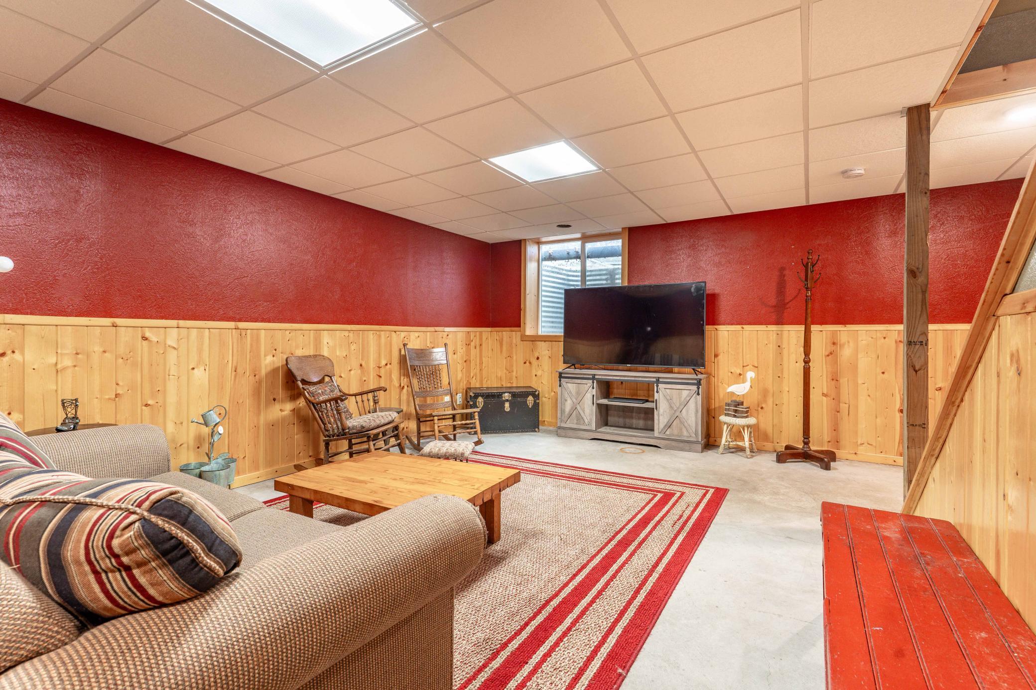 2003 single family home for sale at 46251 Birch Grove Drive in Pelican Rapids, MN — 2 bed, 3 bath (photo 52 of 81)