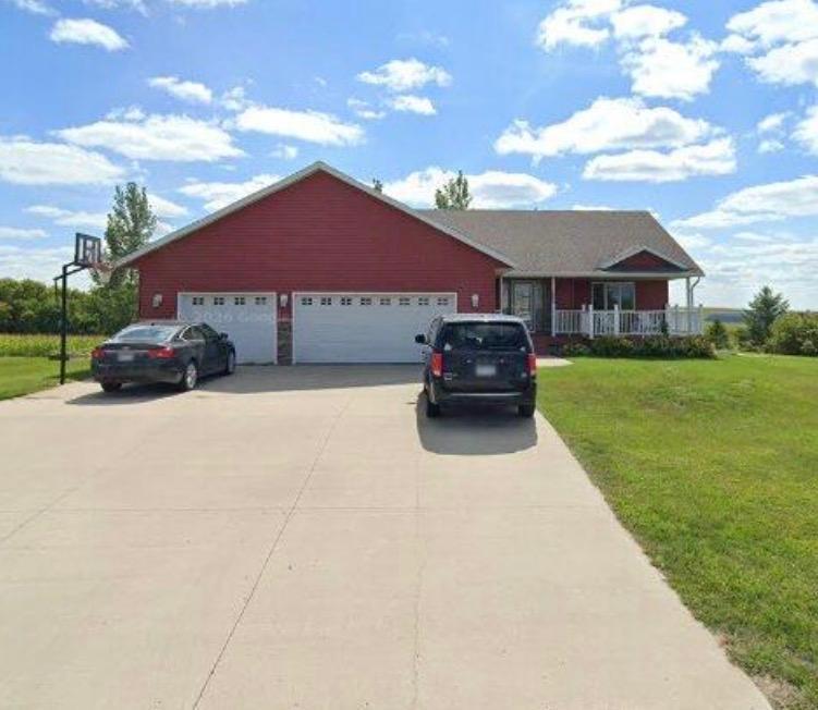 2012 single family home for sale at 505 Main Avenue W in Rothsay, MN — 5 bed, 3 bath (photo 3 of 5)