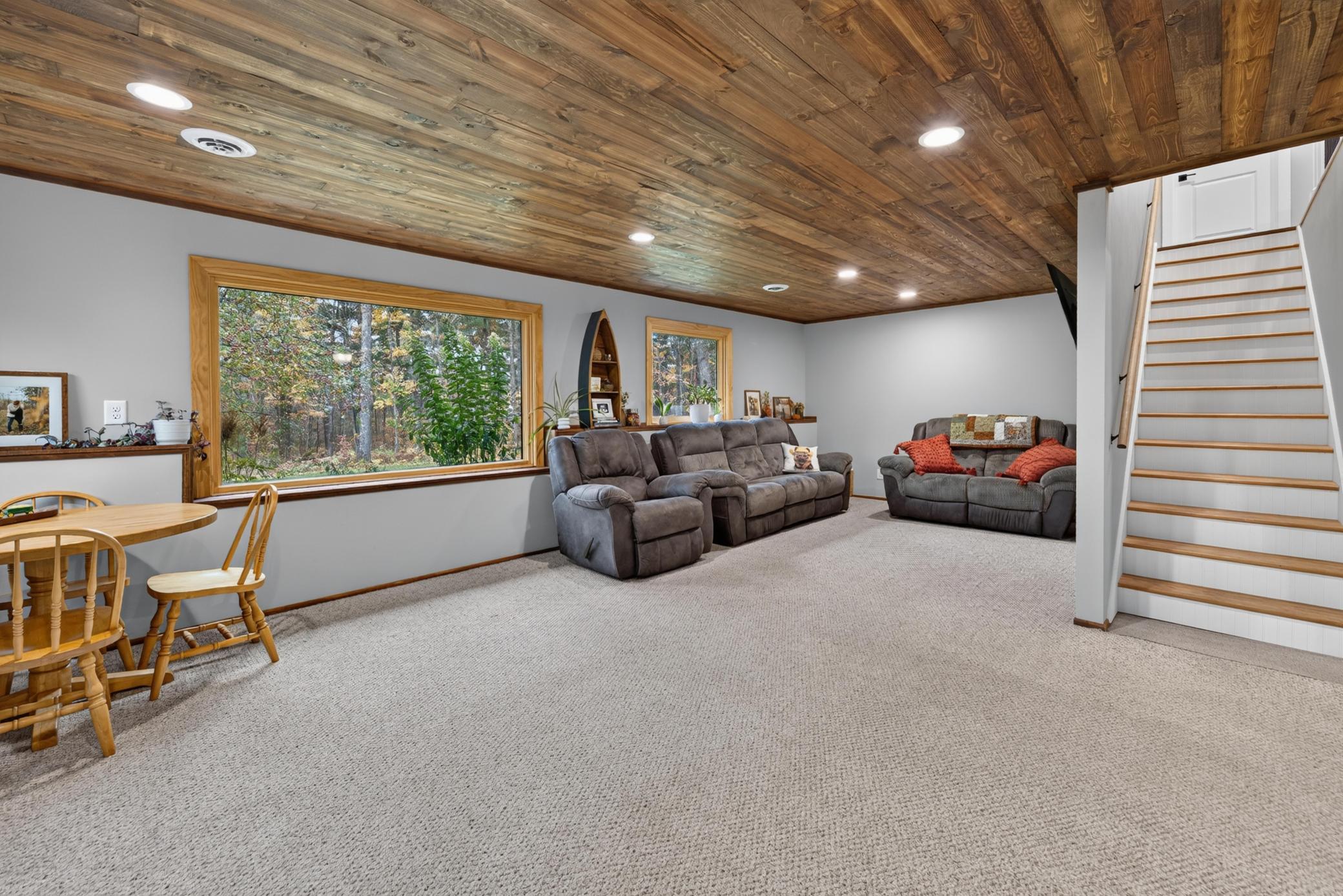1977 single family home for sale at 25350 County 9 in Bemidji, MN — 3 bed, 2 bath (photo 11 of 33)