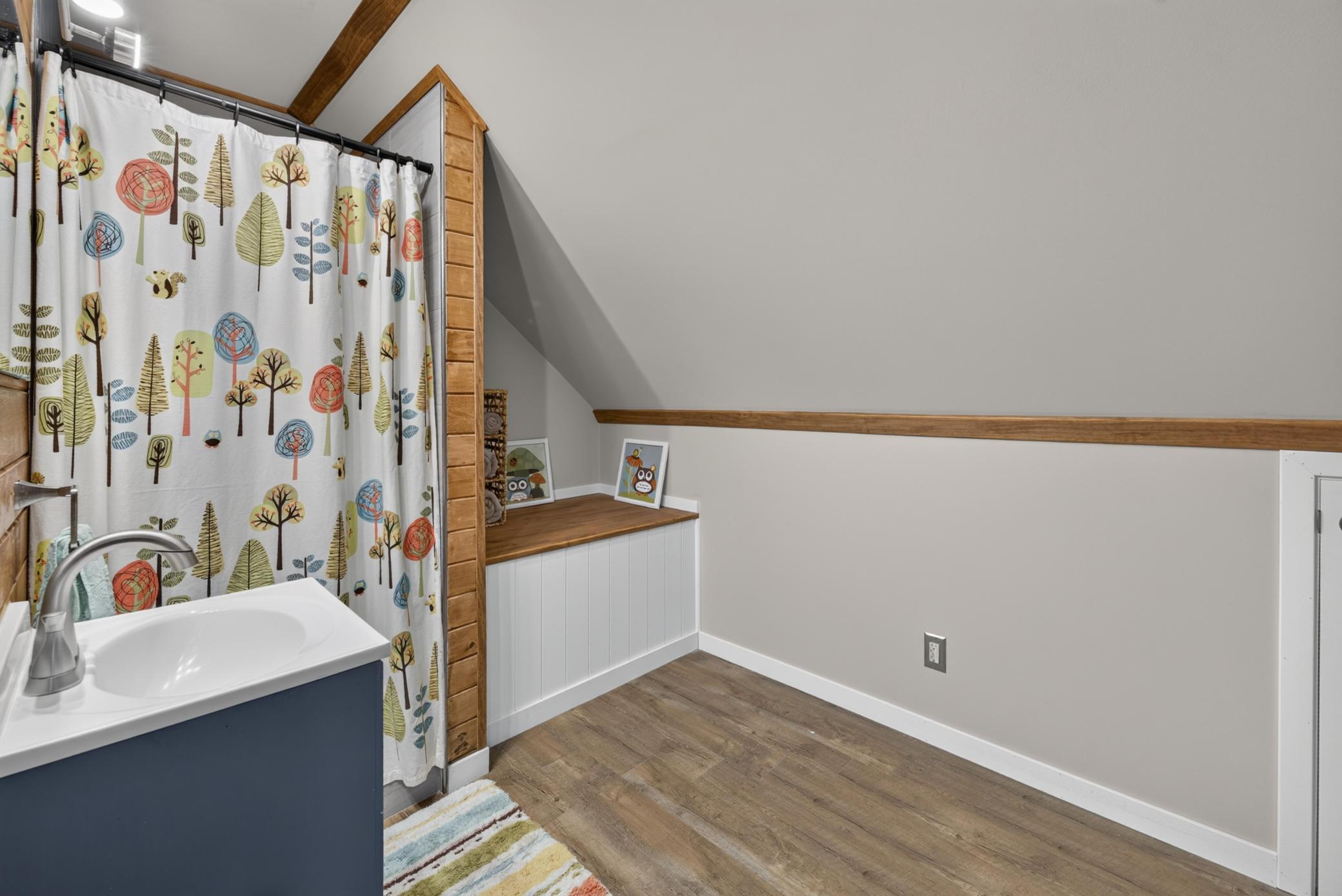 1977 single family home for sale at 25350 County 9 in Bemidji, MN — 3 bed, 2 bath (photo 19 of 33)