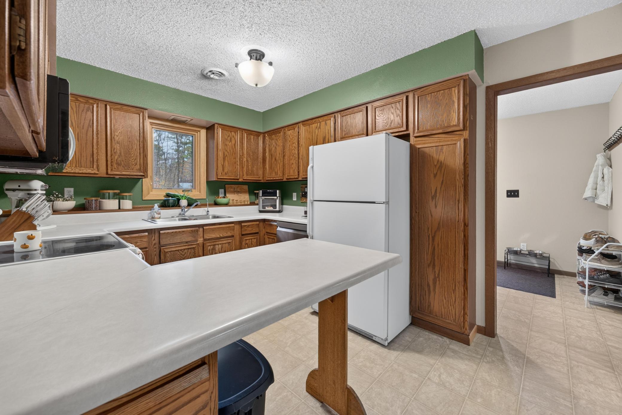 1977 single family home for sale at 25350 County 9 in Bemidji, MN — 3 bed, 2 bath (photo 9 of 33)